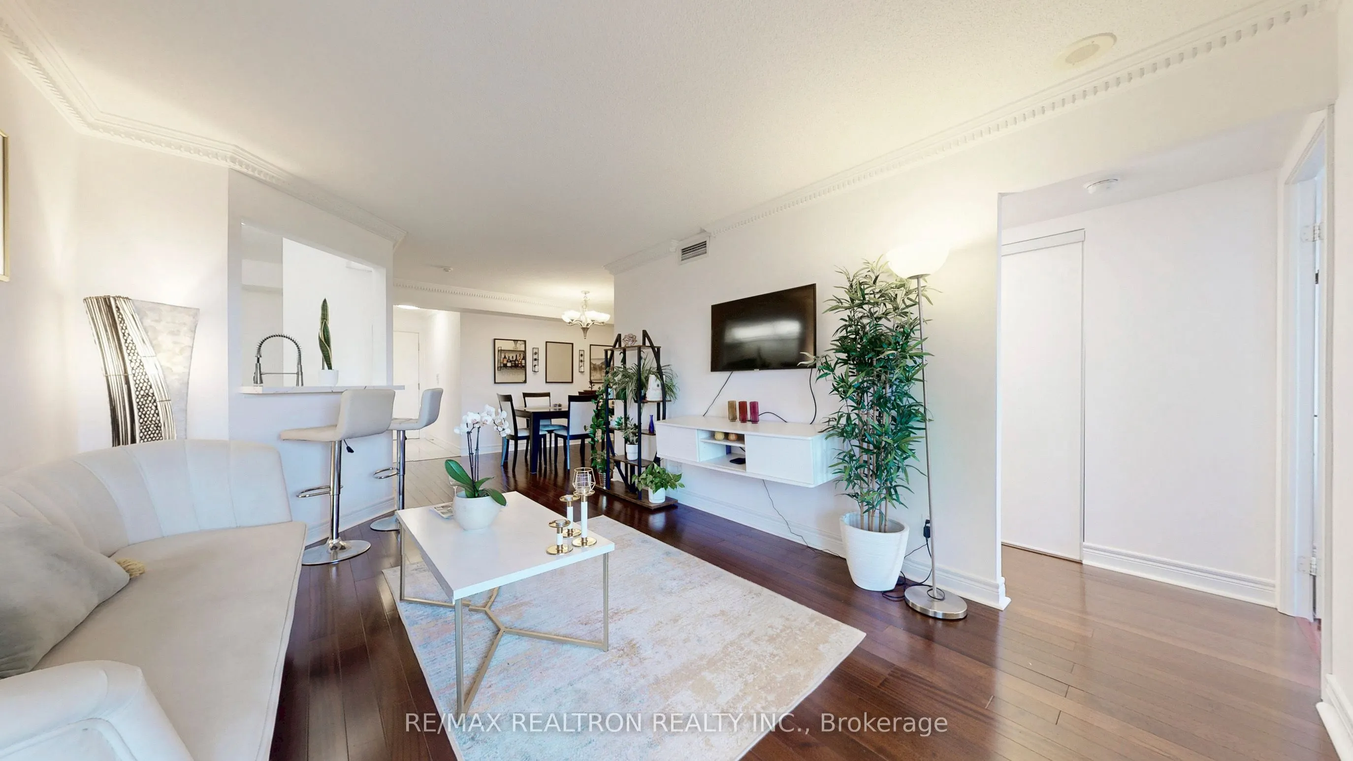 5418 Yonge Street, #506