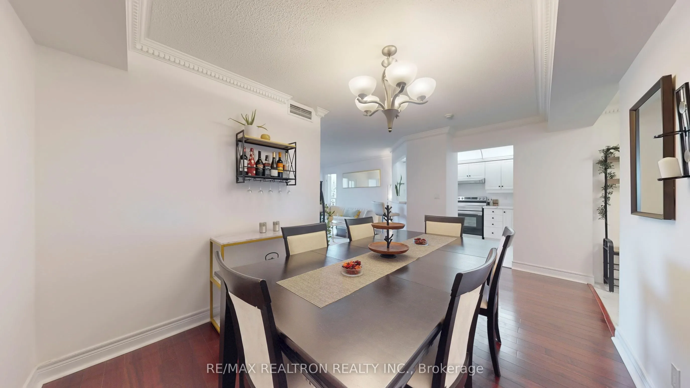 5418 Yonge Street, #506
