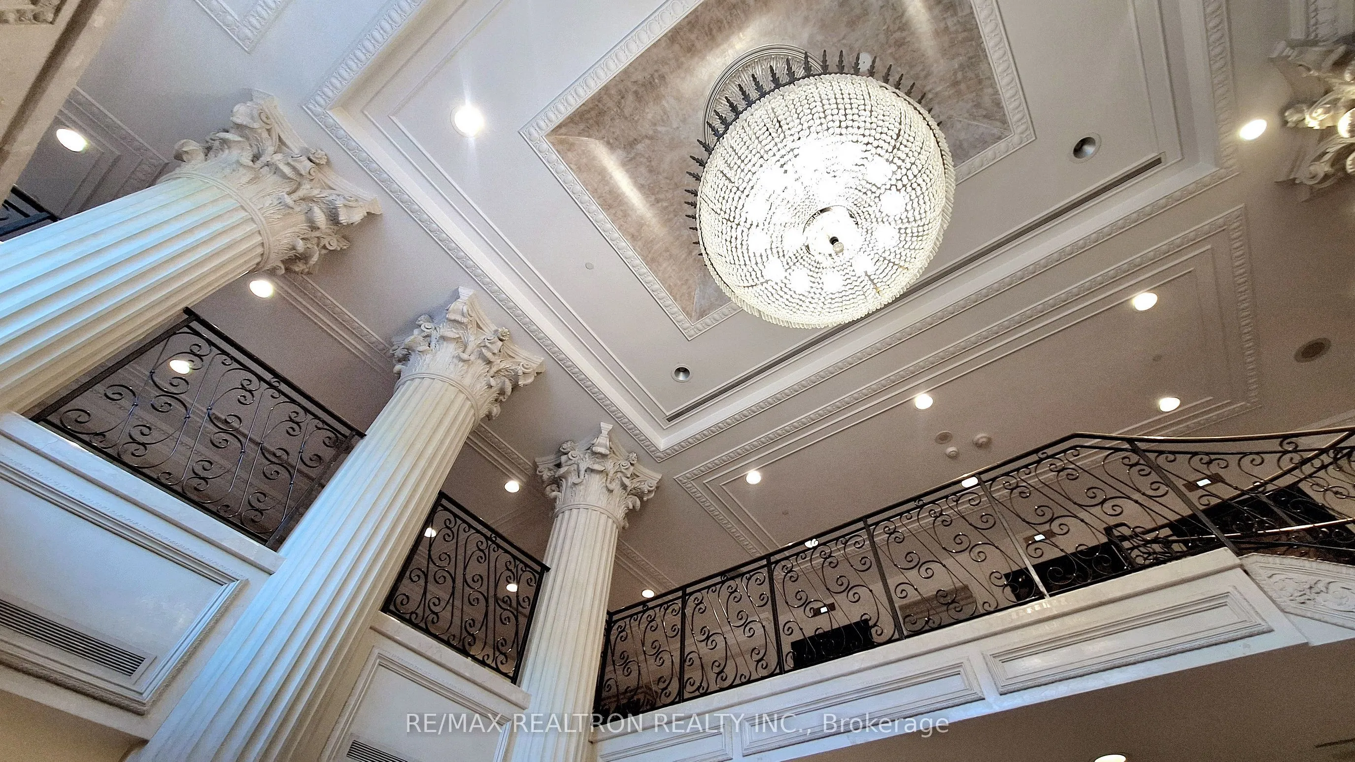 5418 Yonge Street, #506