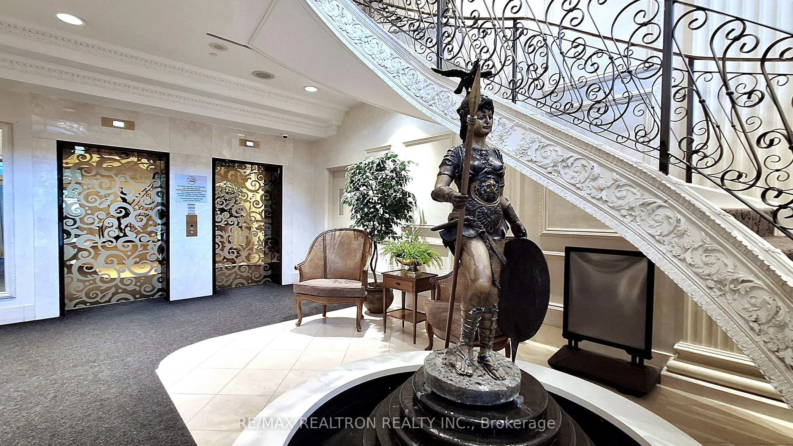 5418 Yonge Street, #506