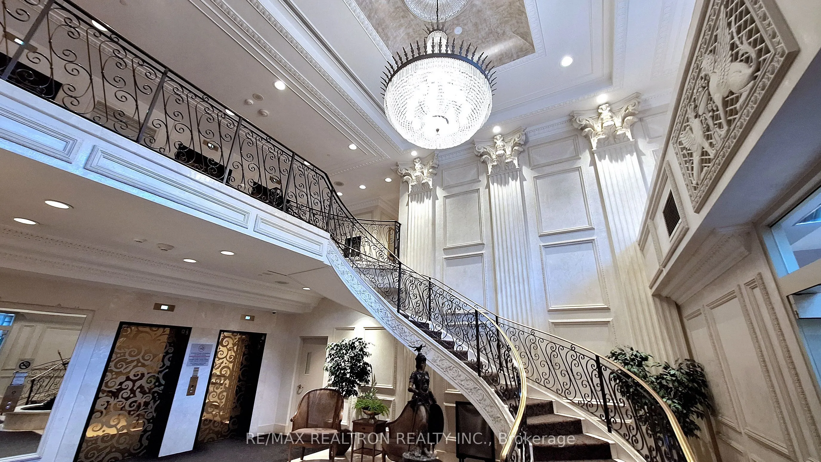 5418 Yonge Street, #506
