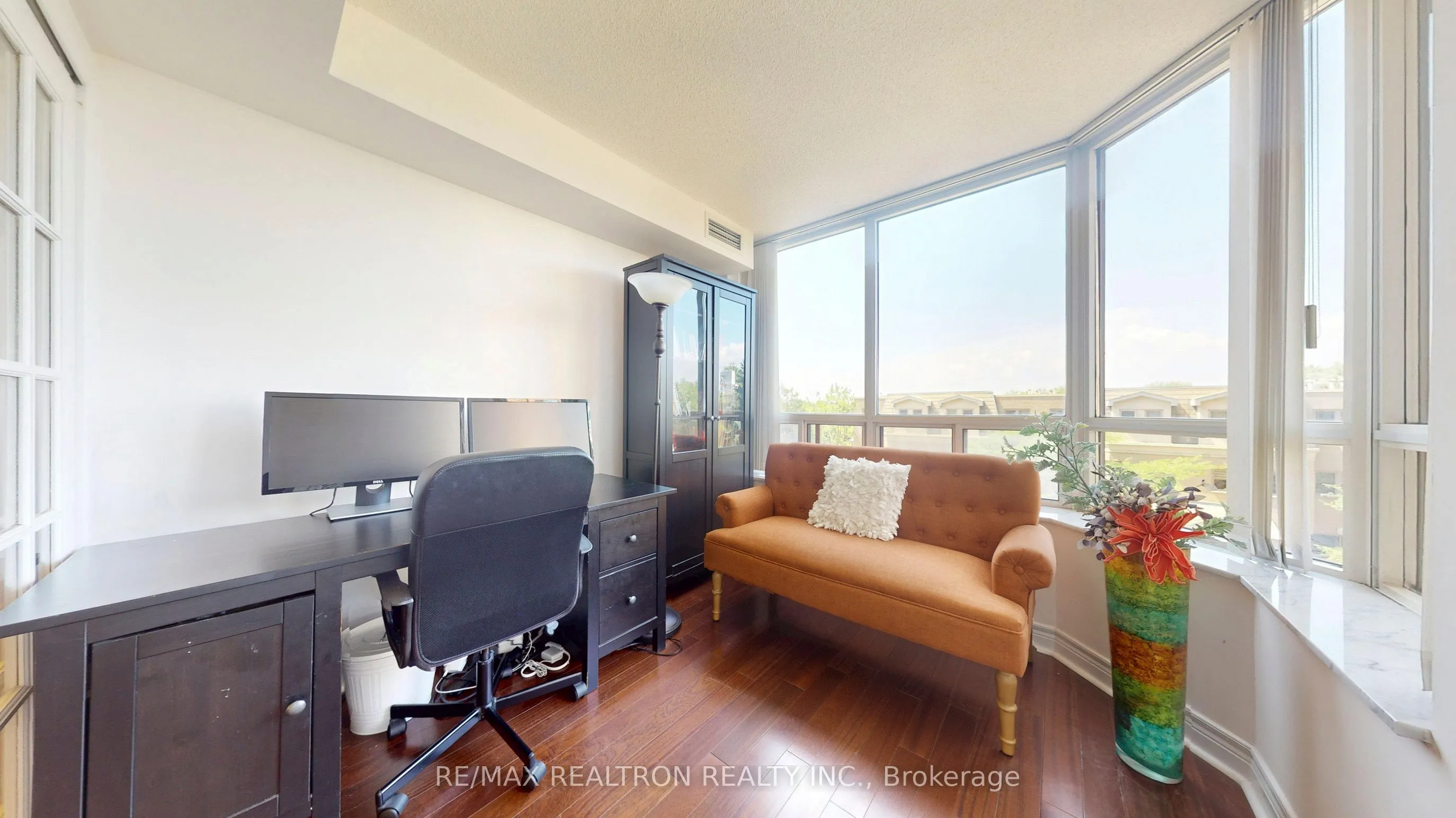 5418 Yonge Street, #506