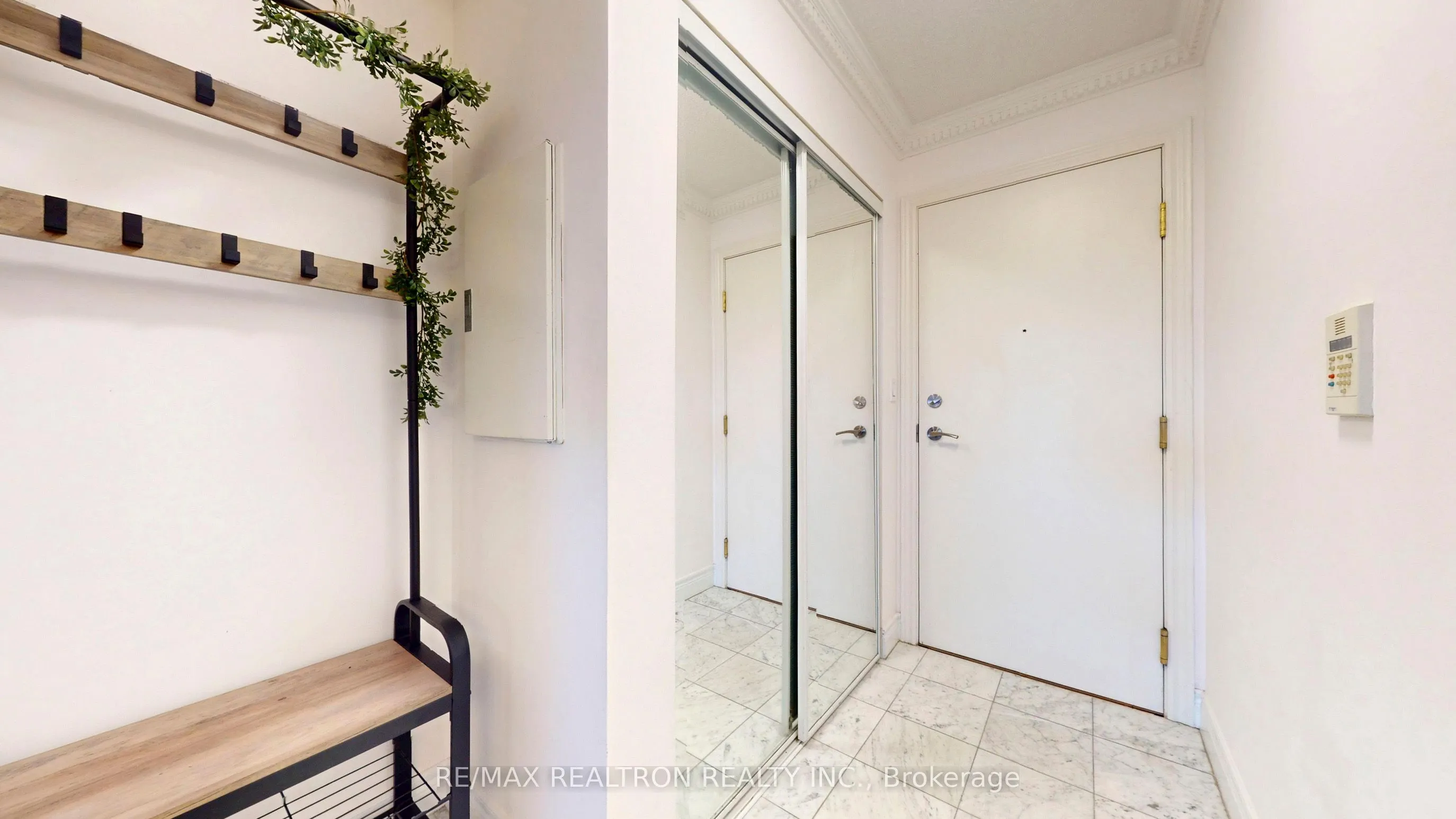 5418 Yonge Street, #506