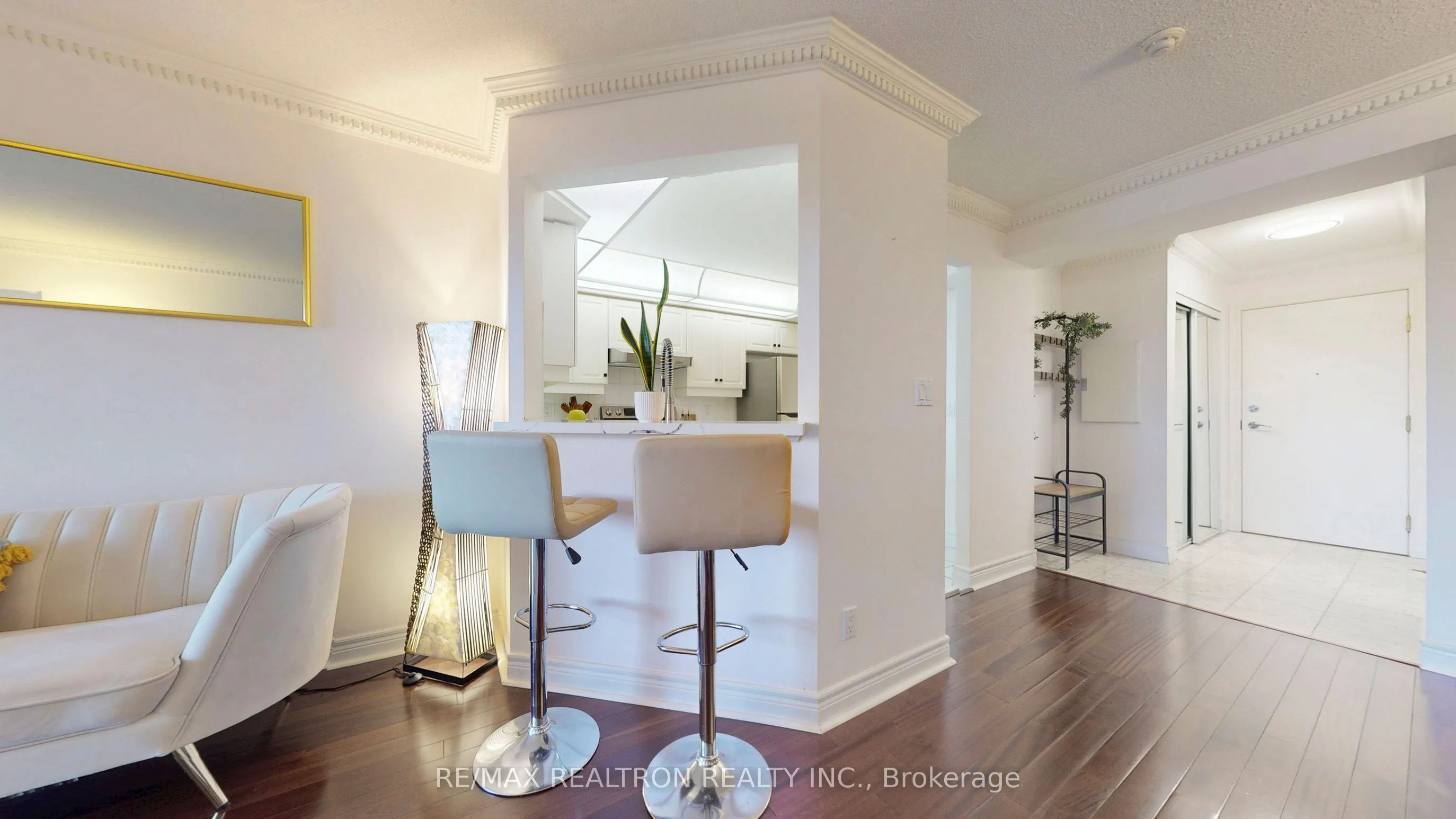 5418 Yonge Street, #506