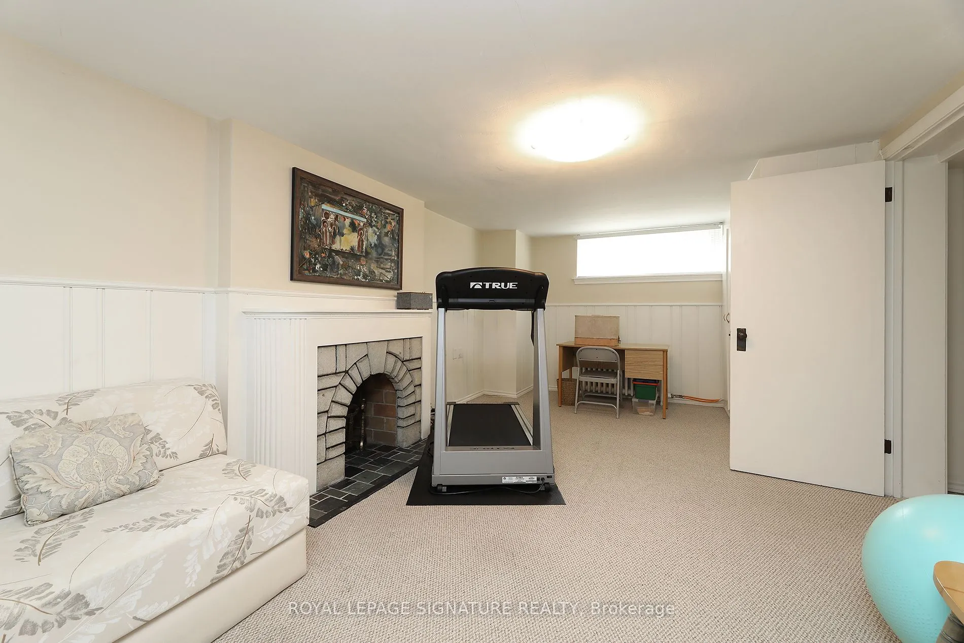 4 Aldburn Road