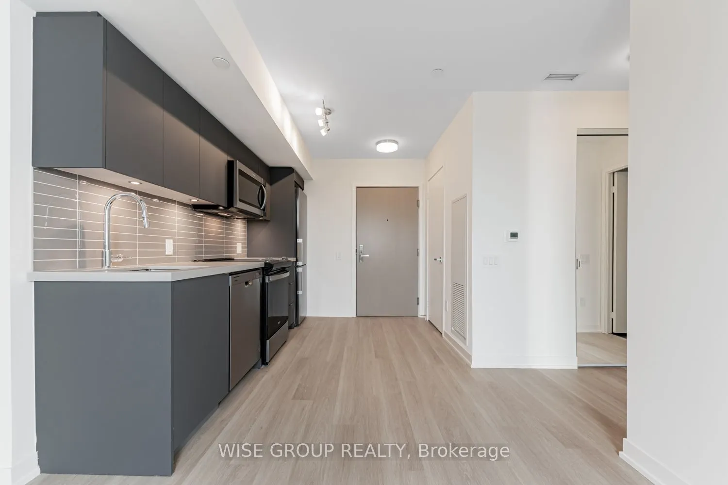 500 Wilson Avenue, #1219