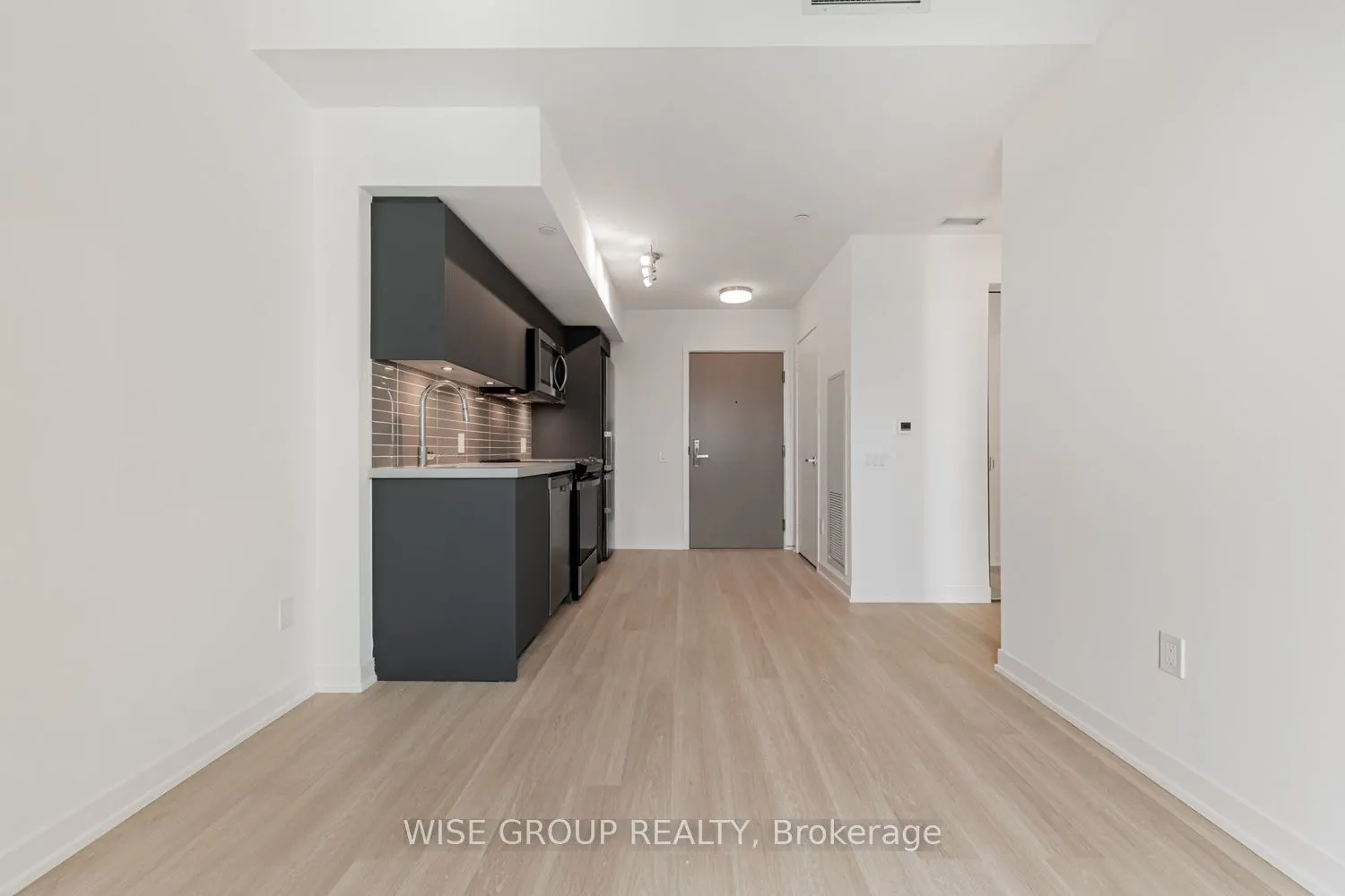500 Wilson Avenue, #1219