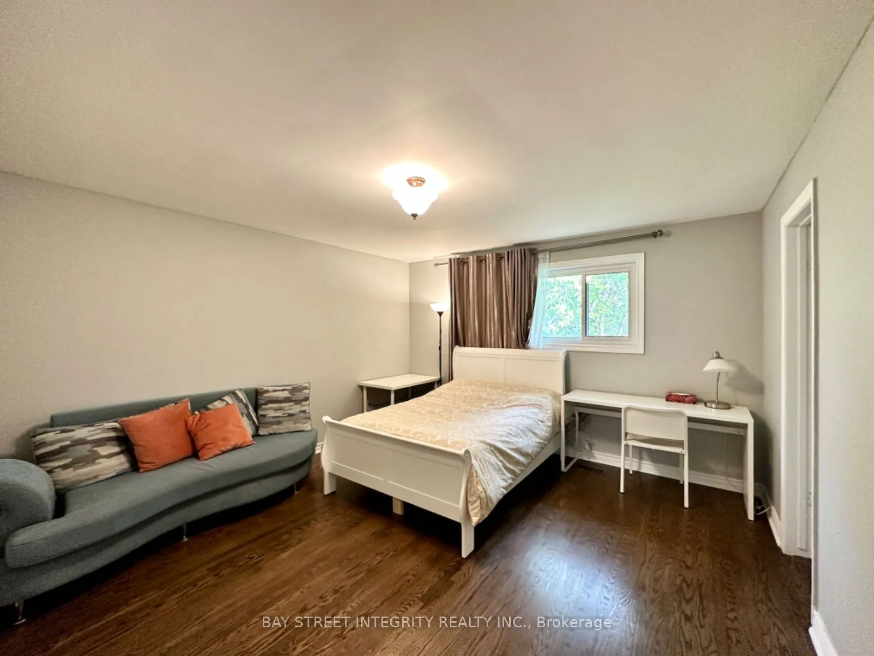 35 Lailey Crescent