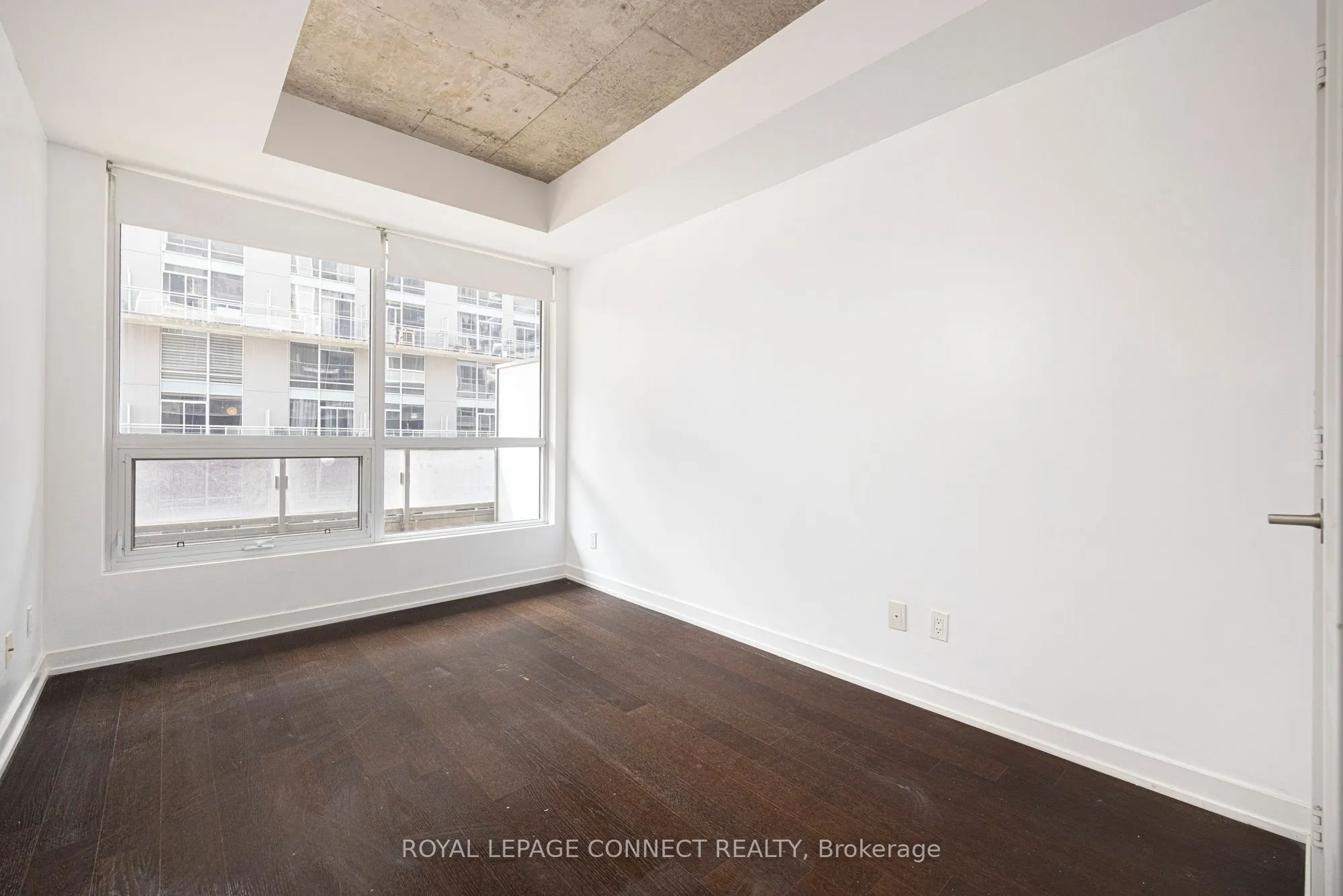 1030 King Street W, #323