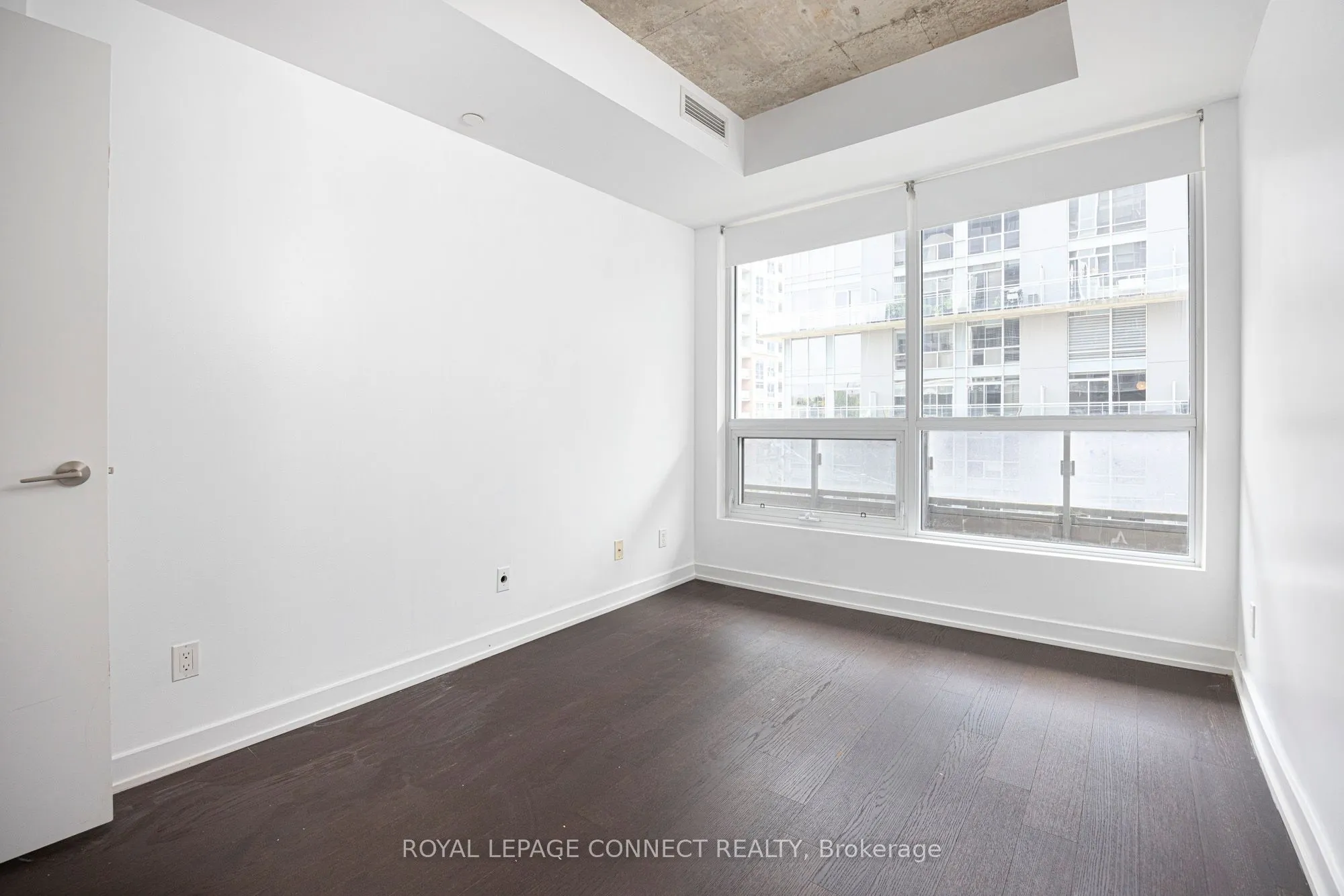 1030 King Street W, #323