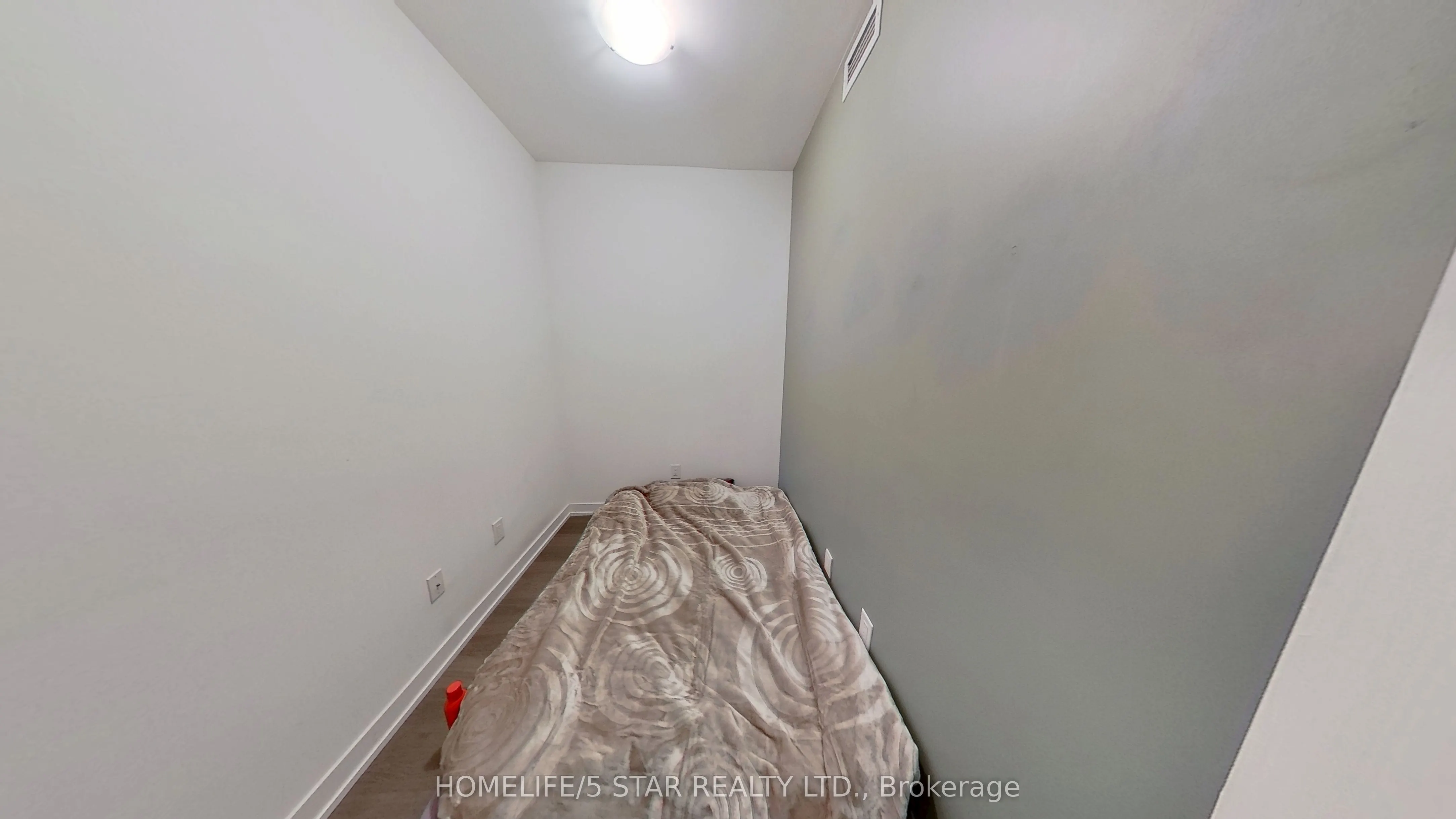 105 GEORGE Street, #302
