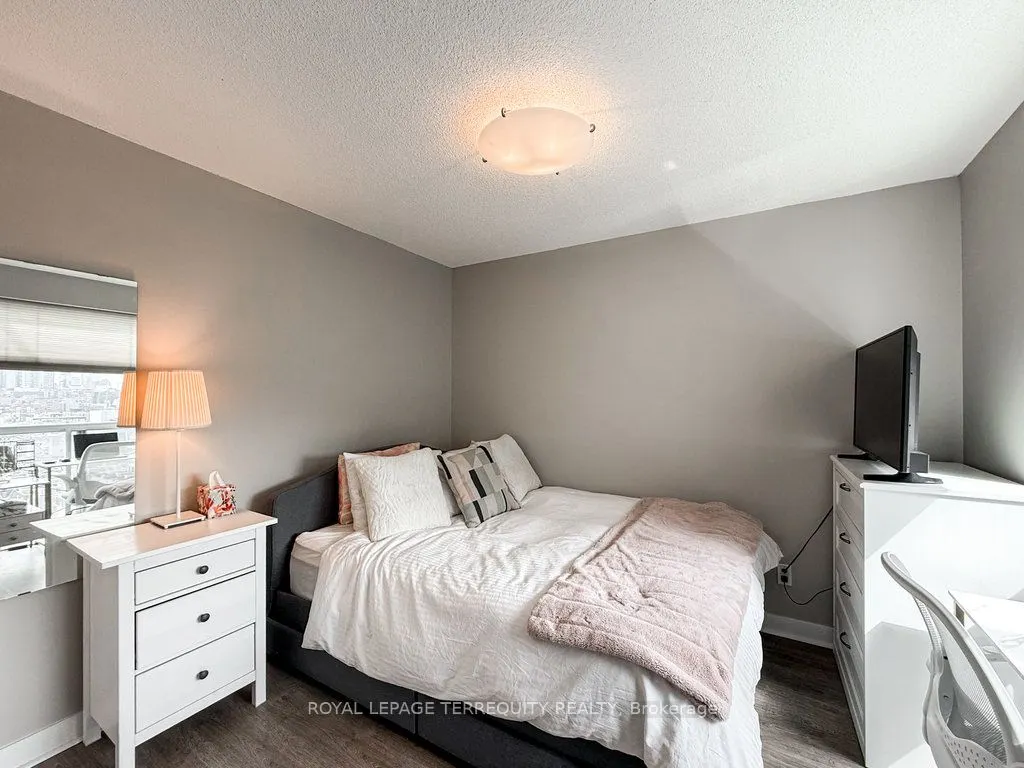100 Western Battery Road, #1901