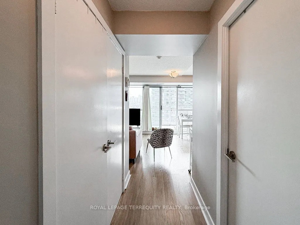 100 Western Battery Road, #1901