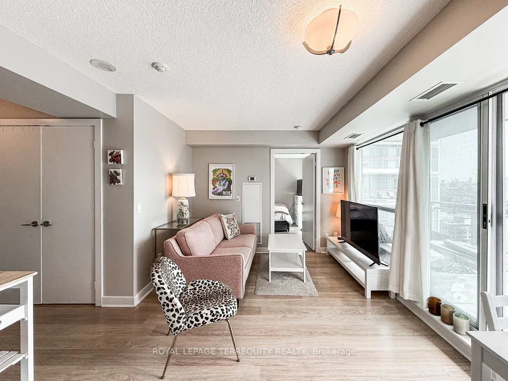 100 Western Battery Road, #1901
