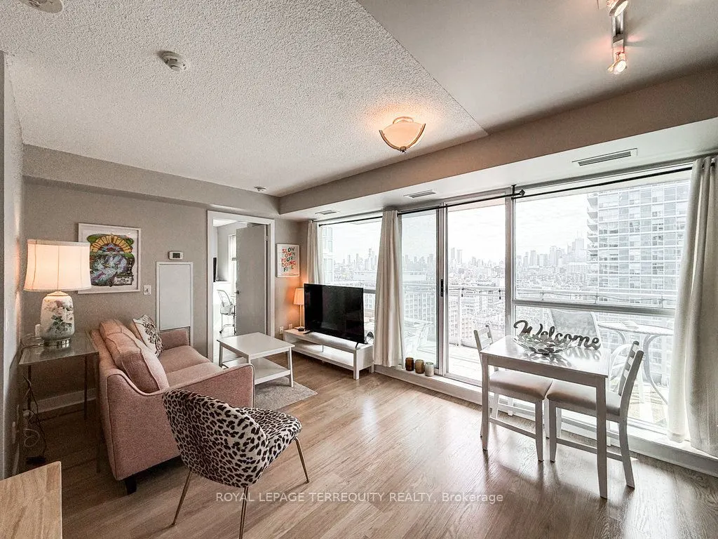 100 Western Battery Road, #1901