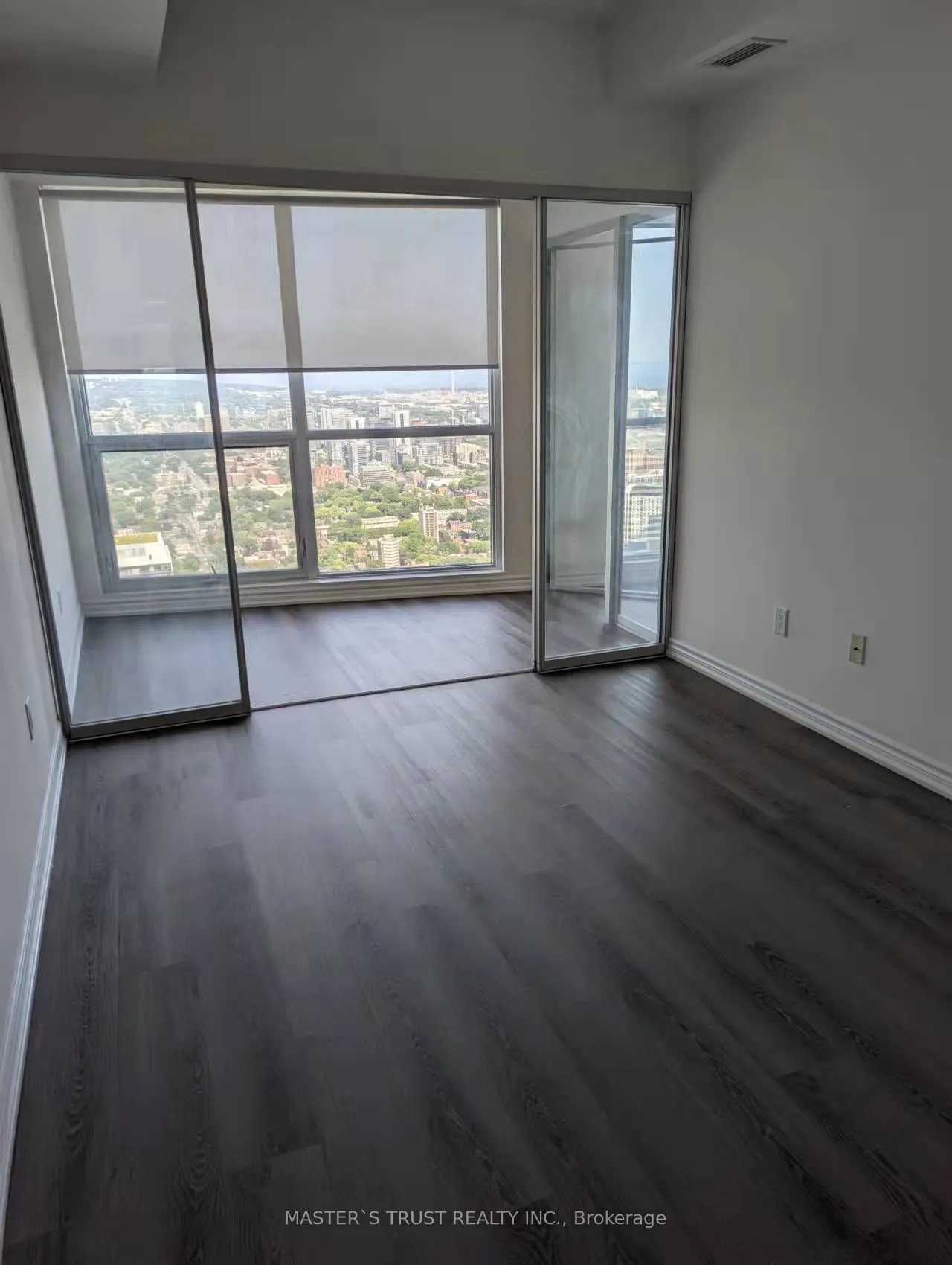 386 Yonge Street, #5504