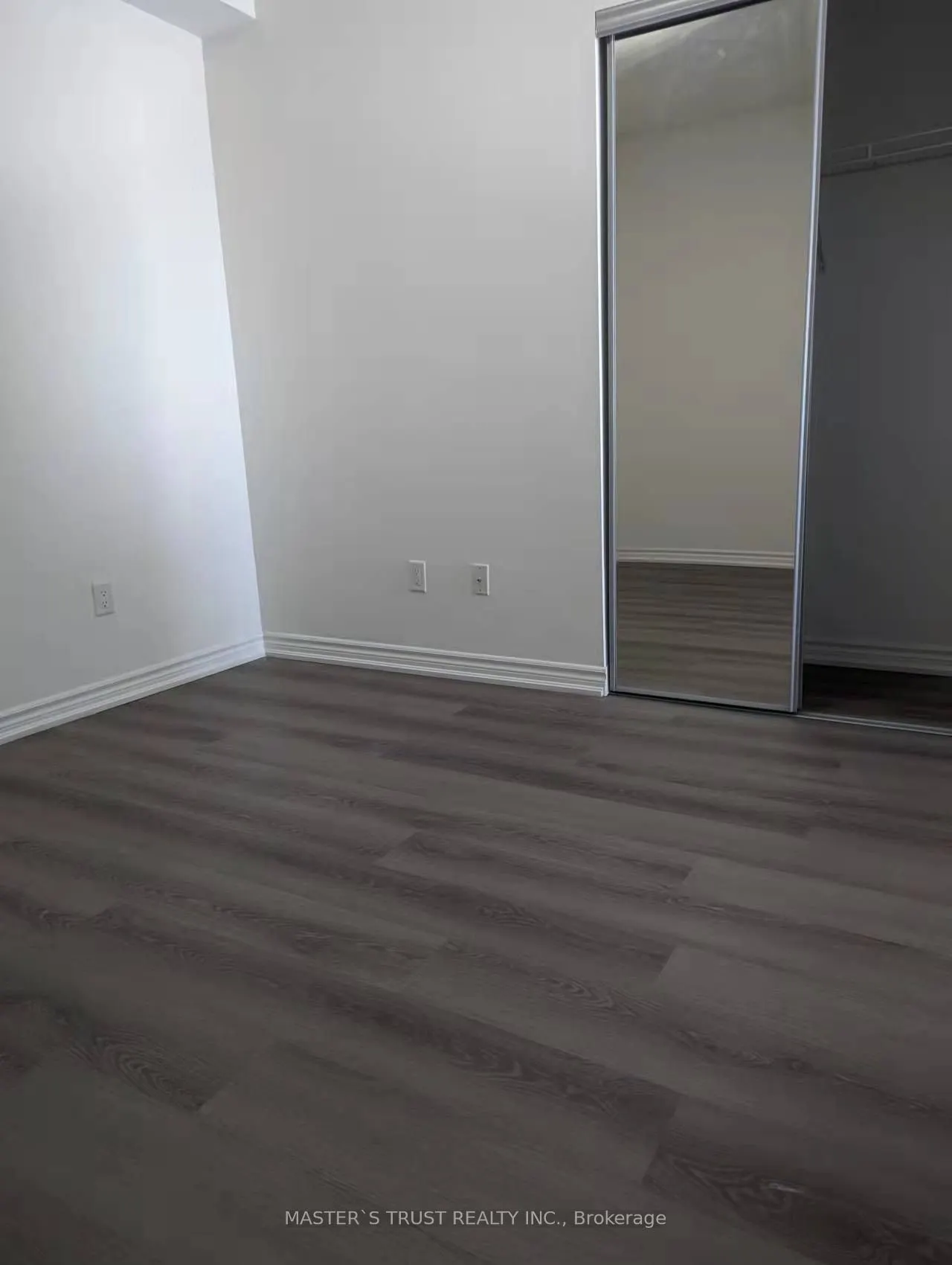 386 Yonge Street, #5504
