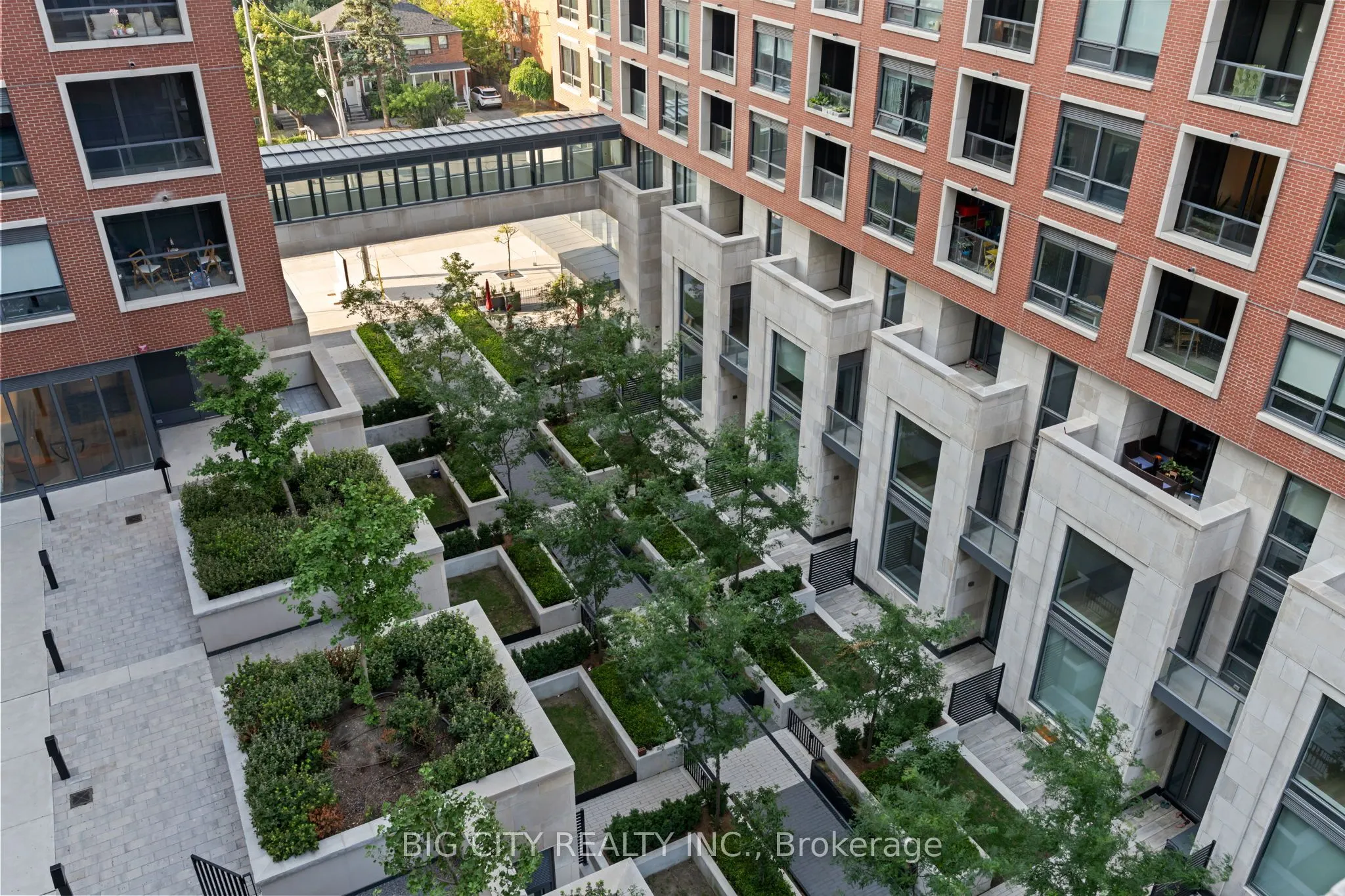 33 Frederick Todd Way, #605
