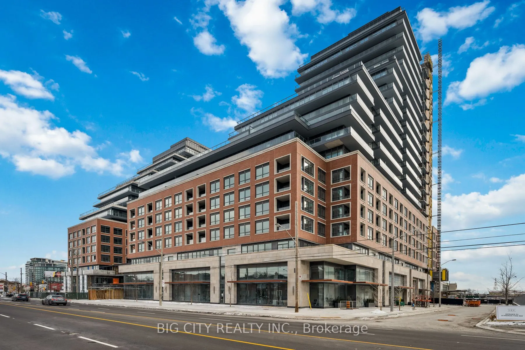 33 Frederick Todd Way, #605
