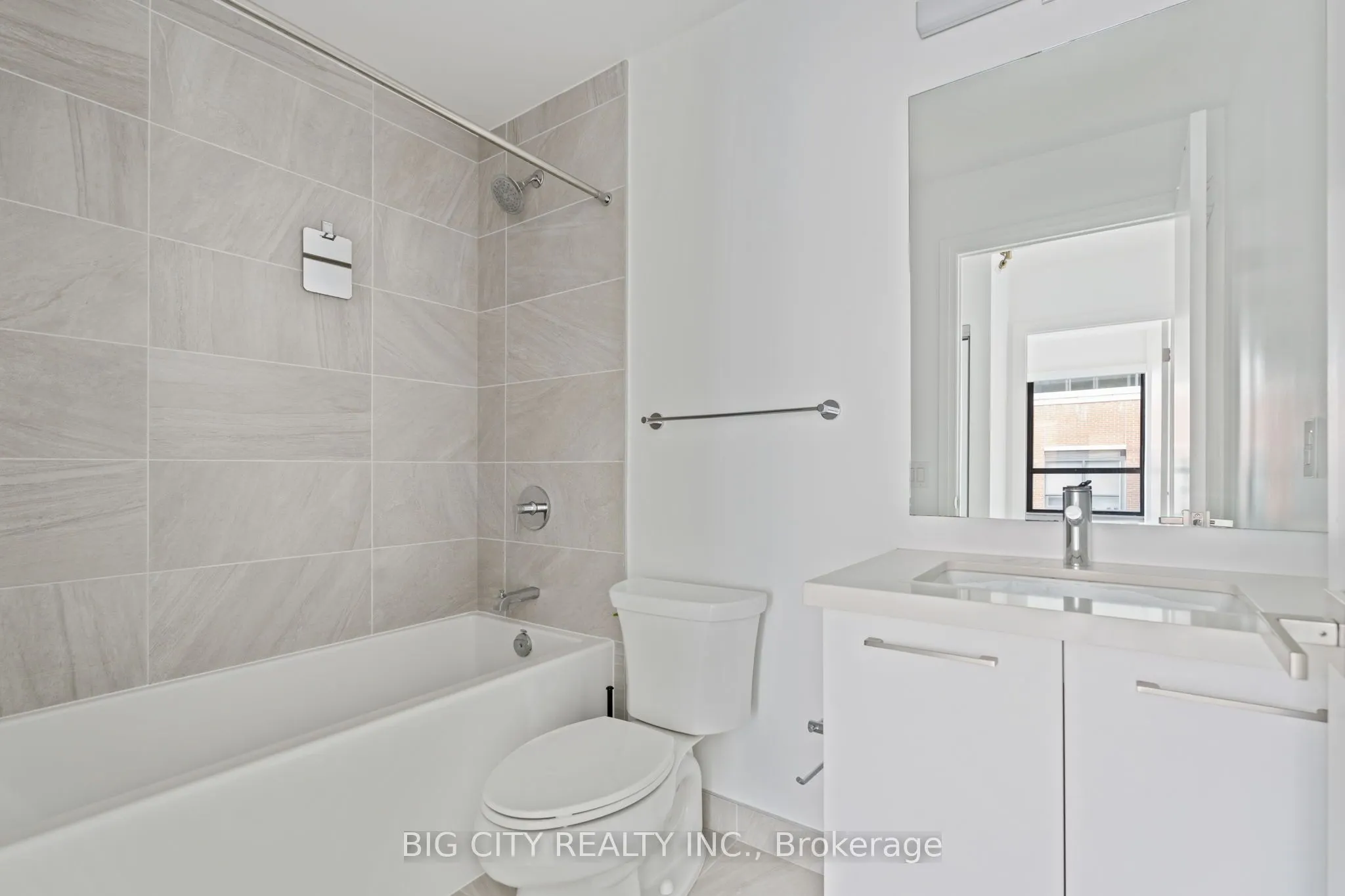 33 Frederick Todd Way, #605