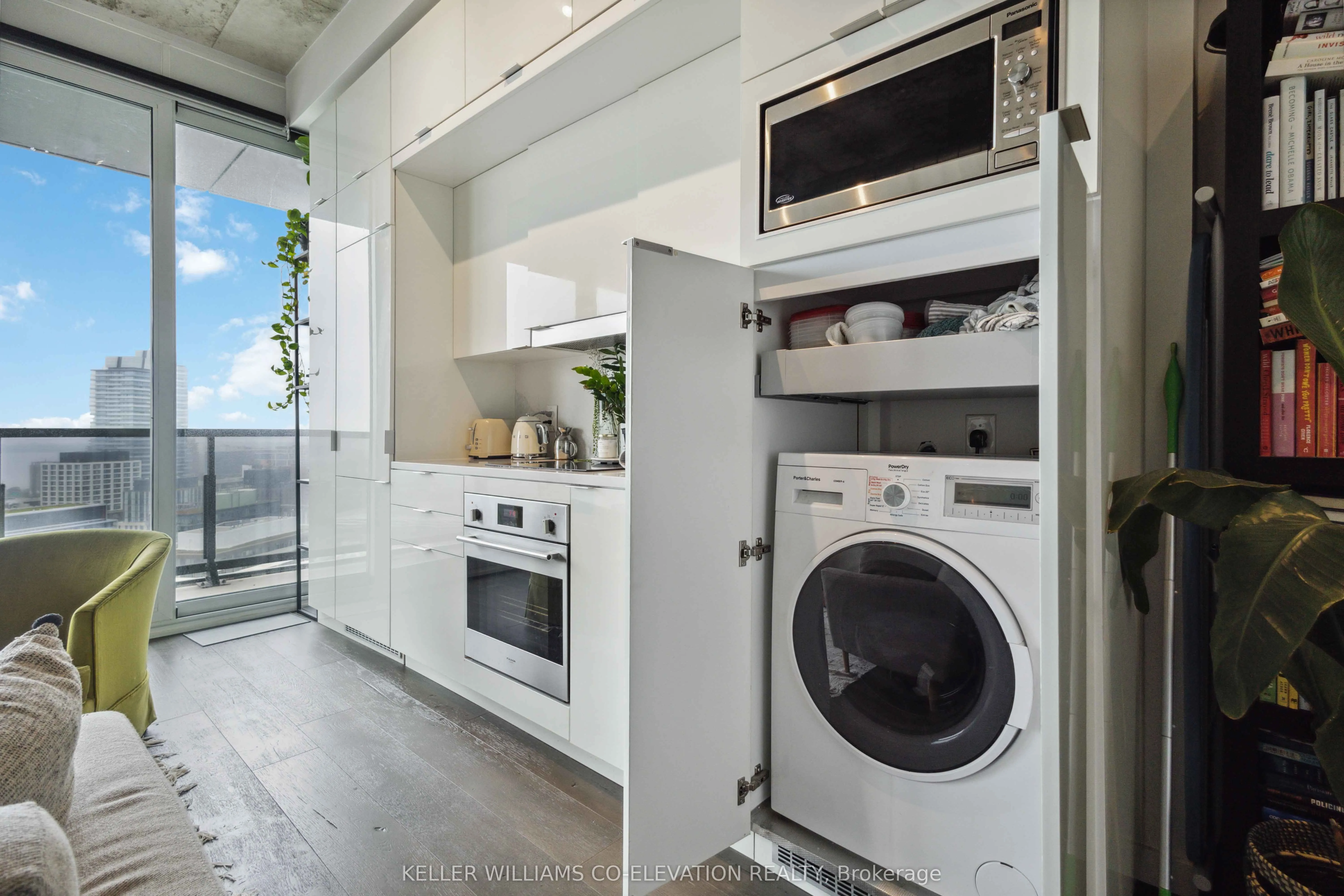 170 Bayview Avenue, #2101