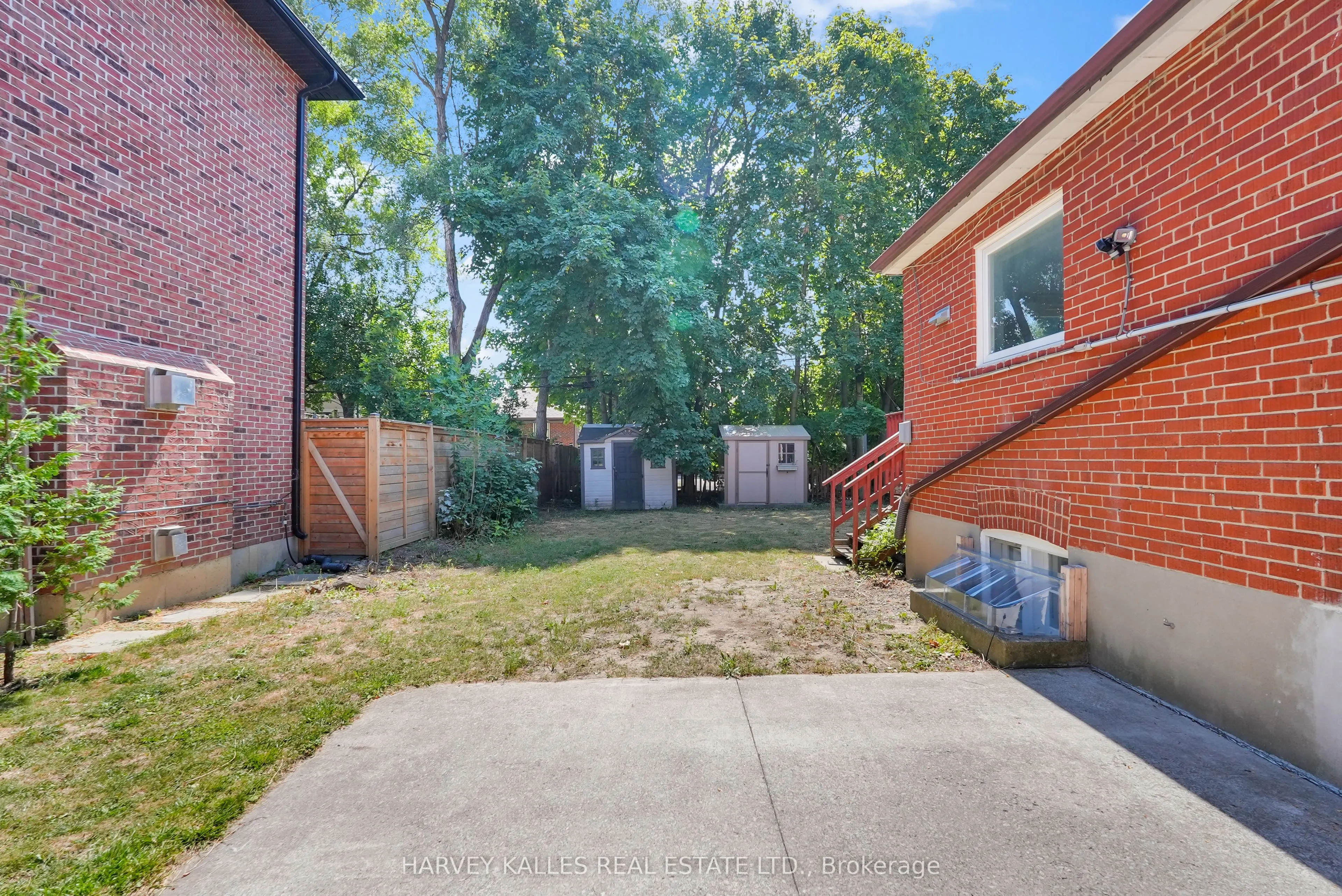 547 Douglas Avenue