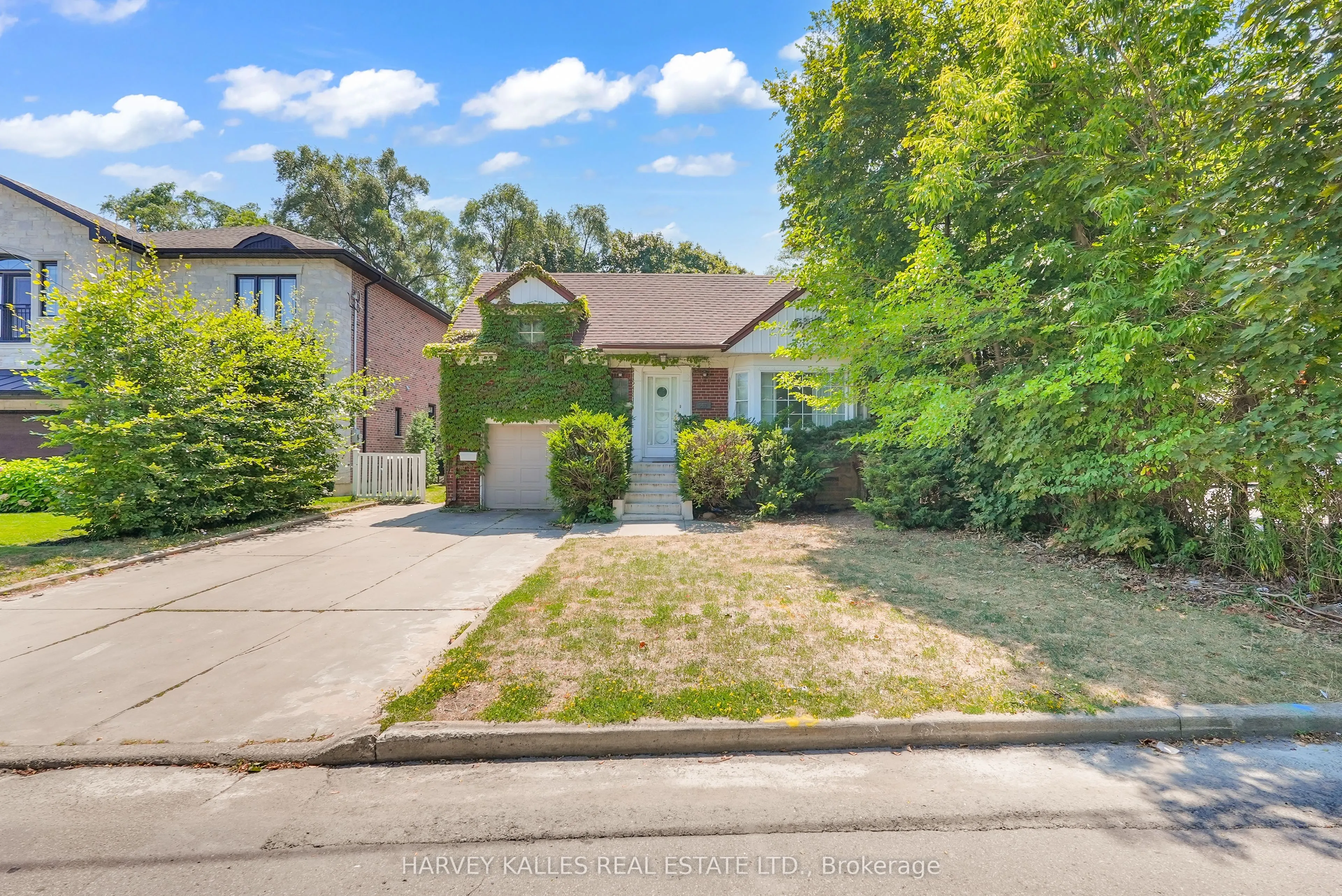 547 Douglas Avenue