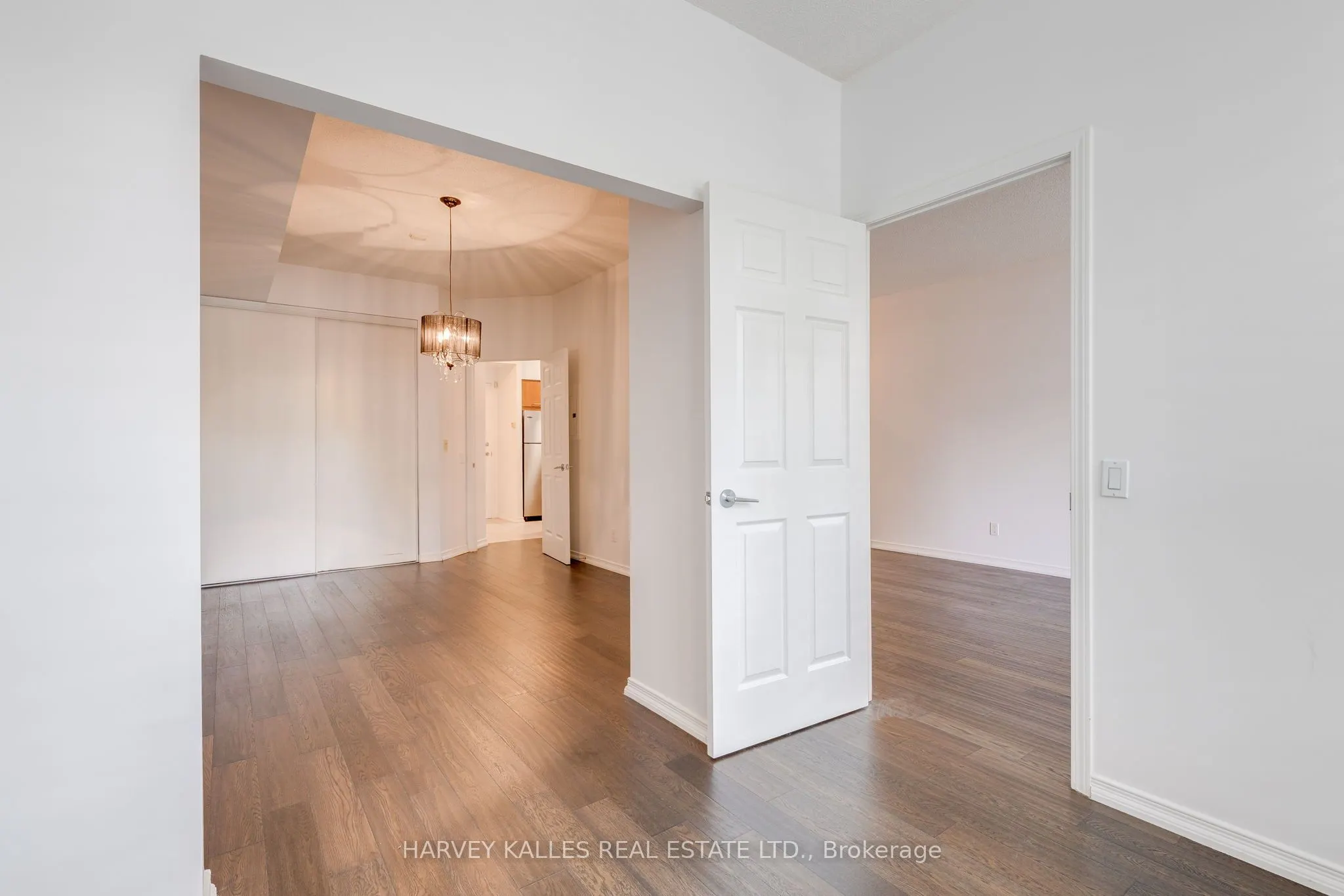 485 Rosewell Avenue, #105