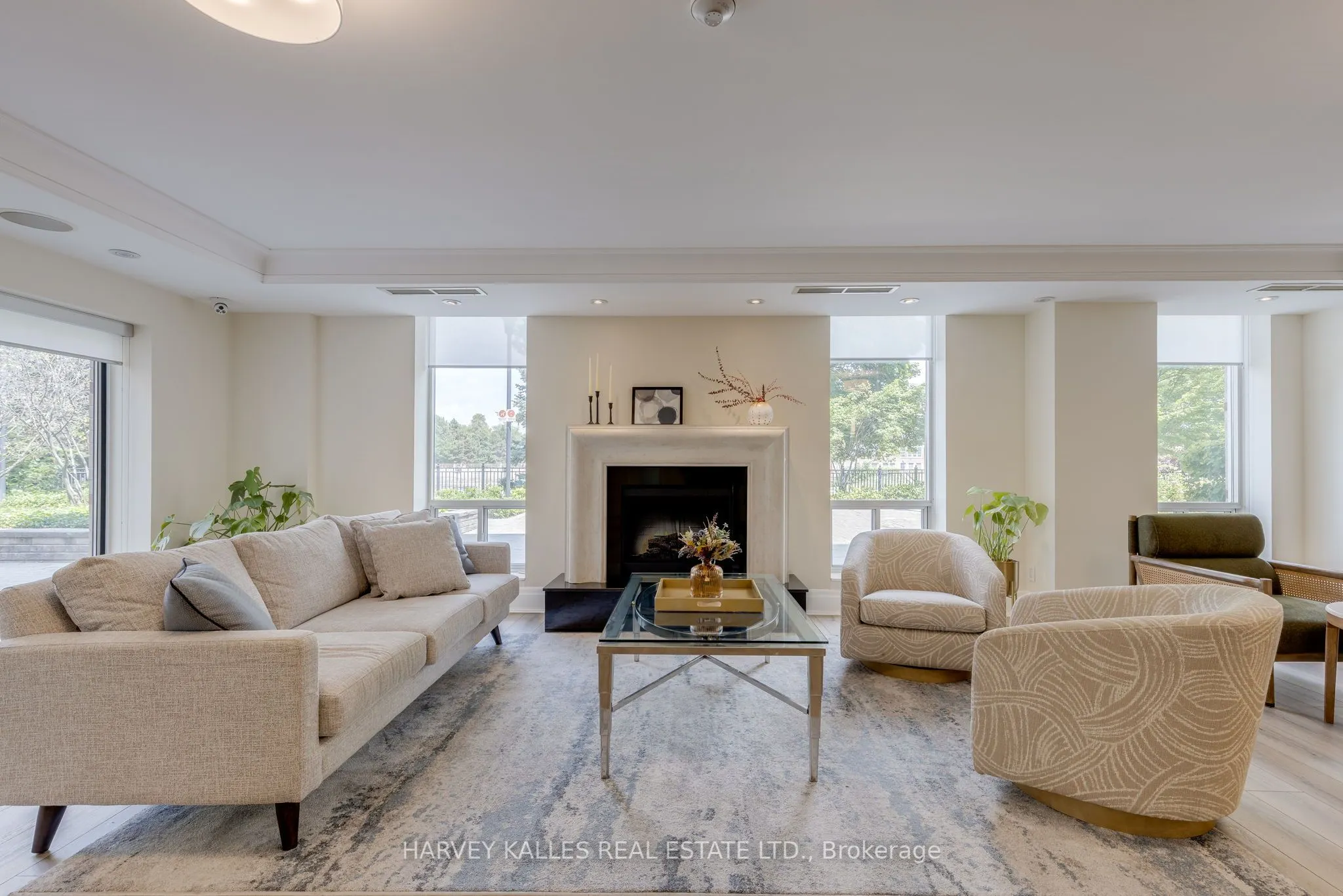 485 Rosewell Avenue, #105