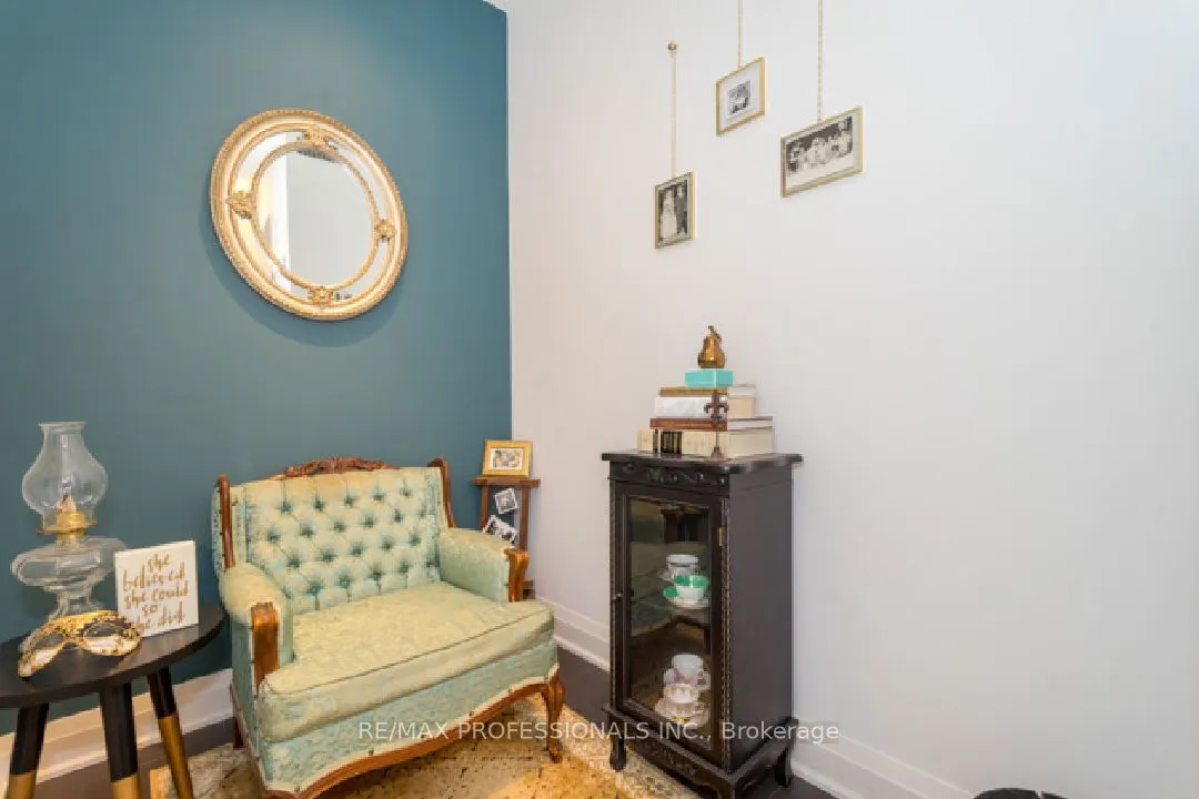 83 Redpath Avenue, #411
