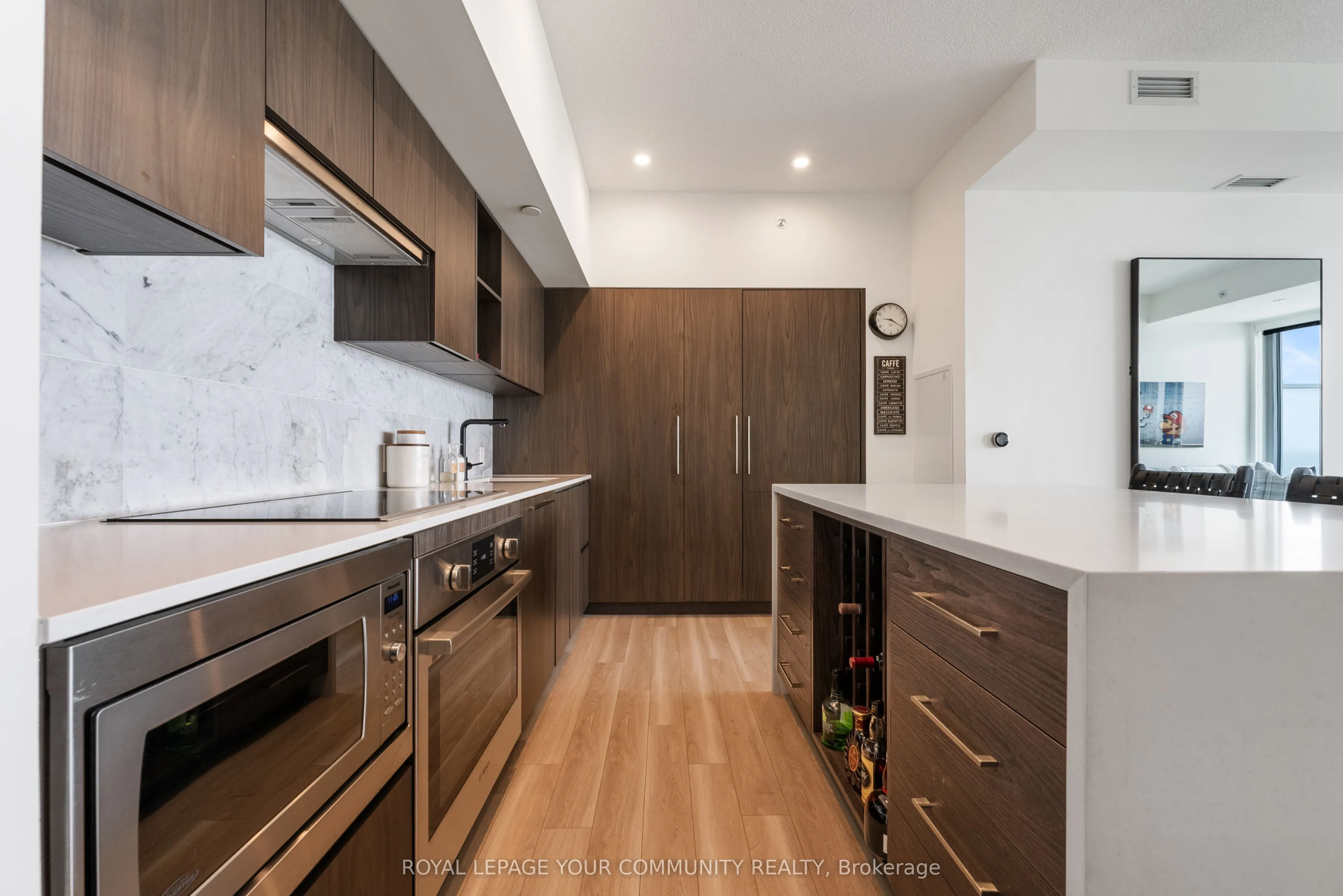 17 Bathurst Street, #3615