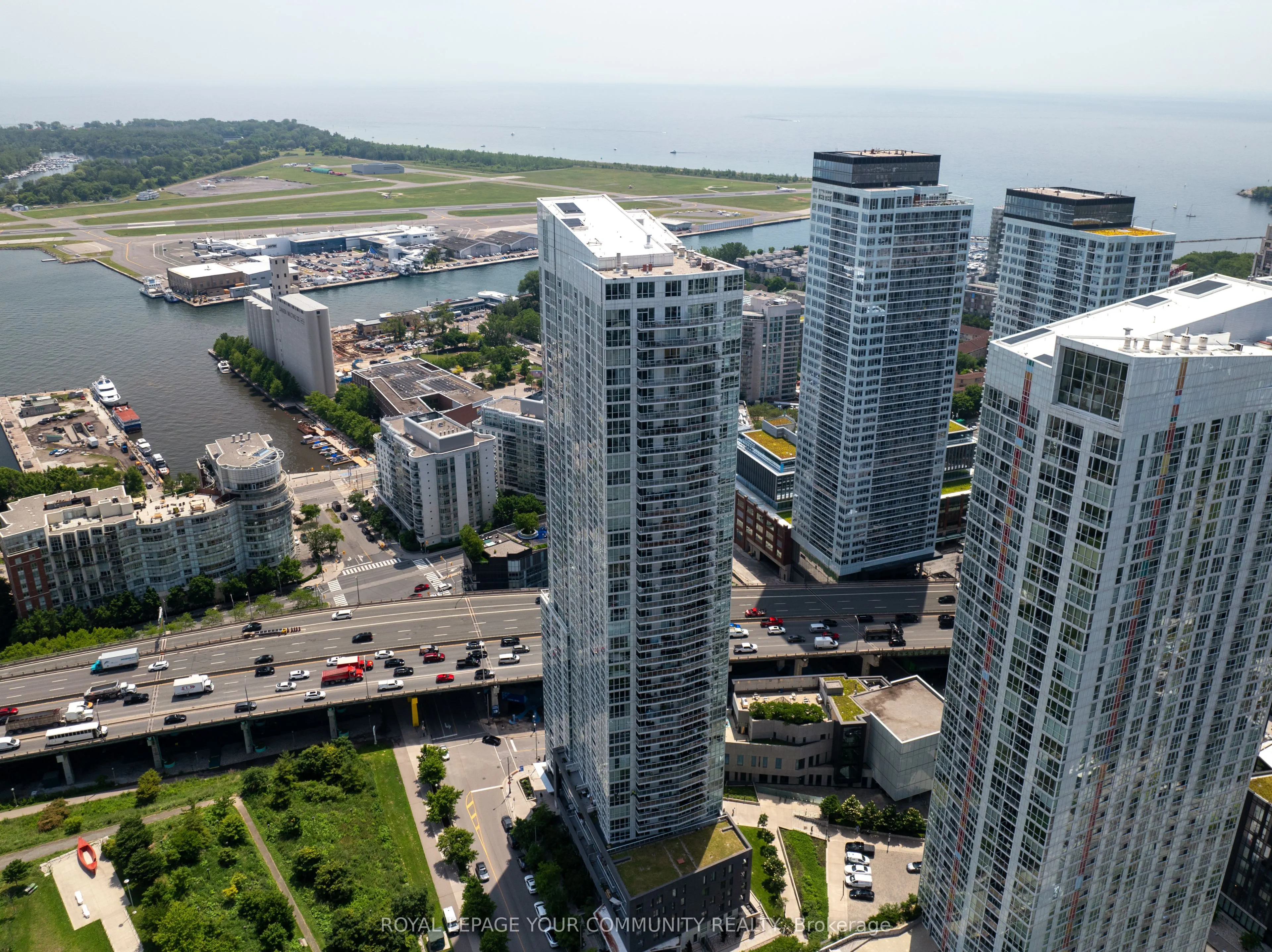17 Bathurst Street, #3615