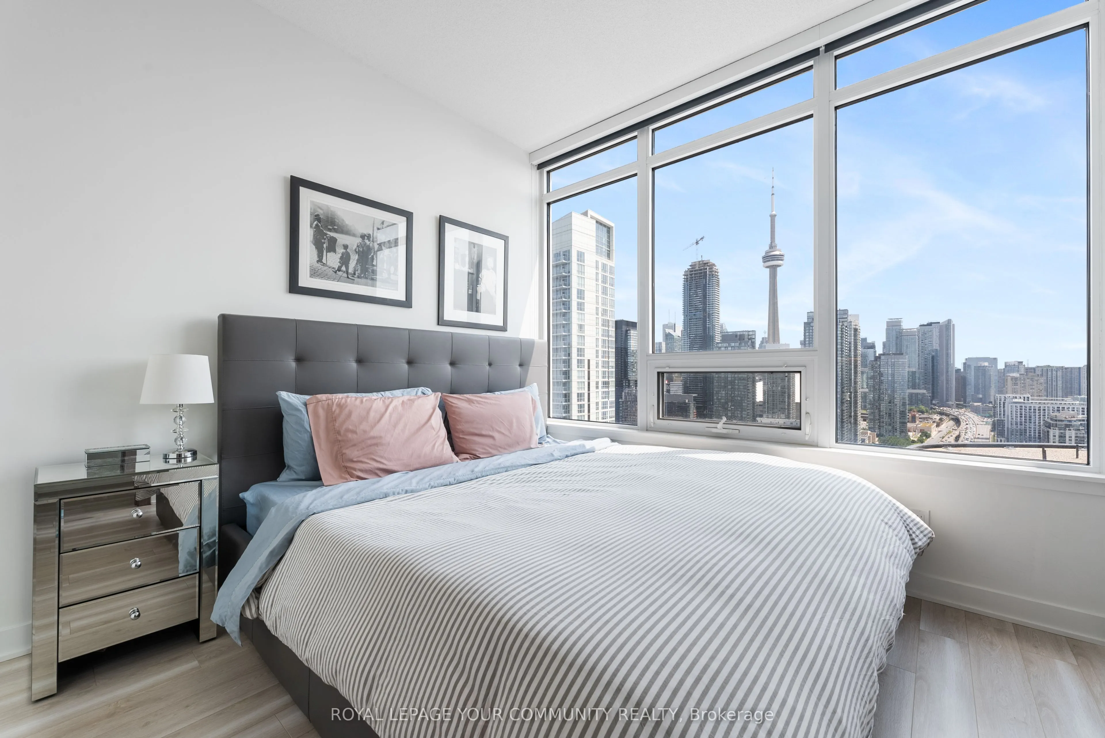 17 Bathurst Street, #3615