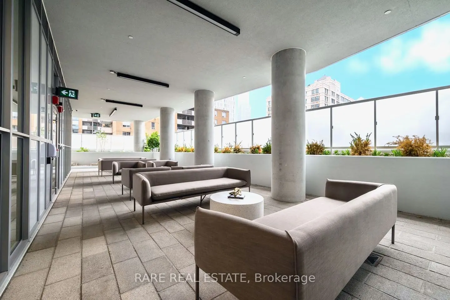 77 Mutual Street, #1603