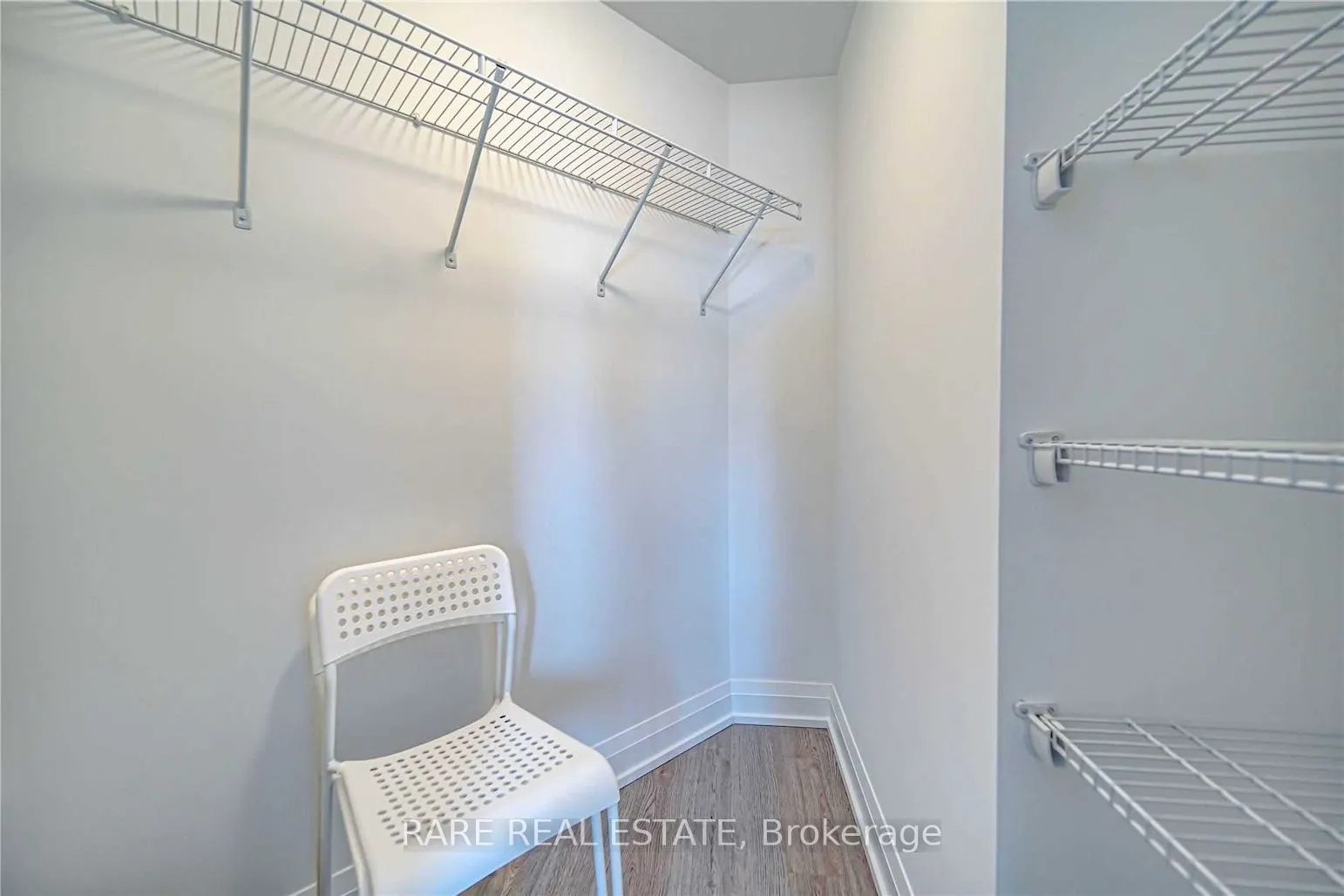 77 Mutual Street, #1603