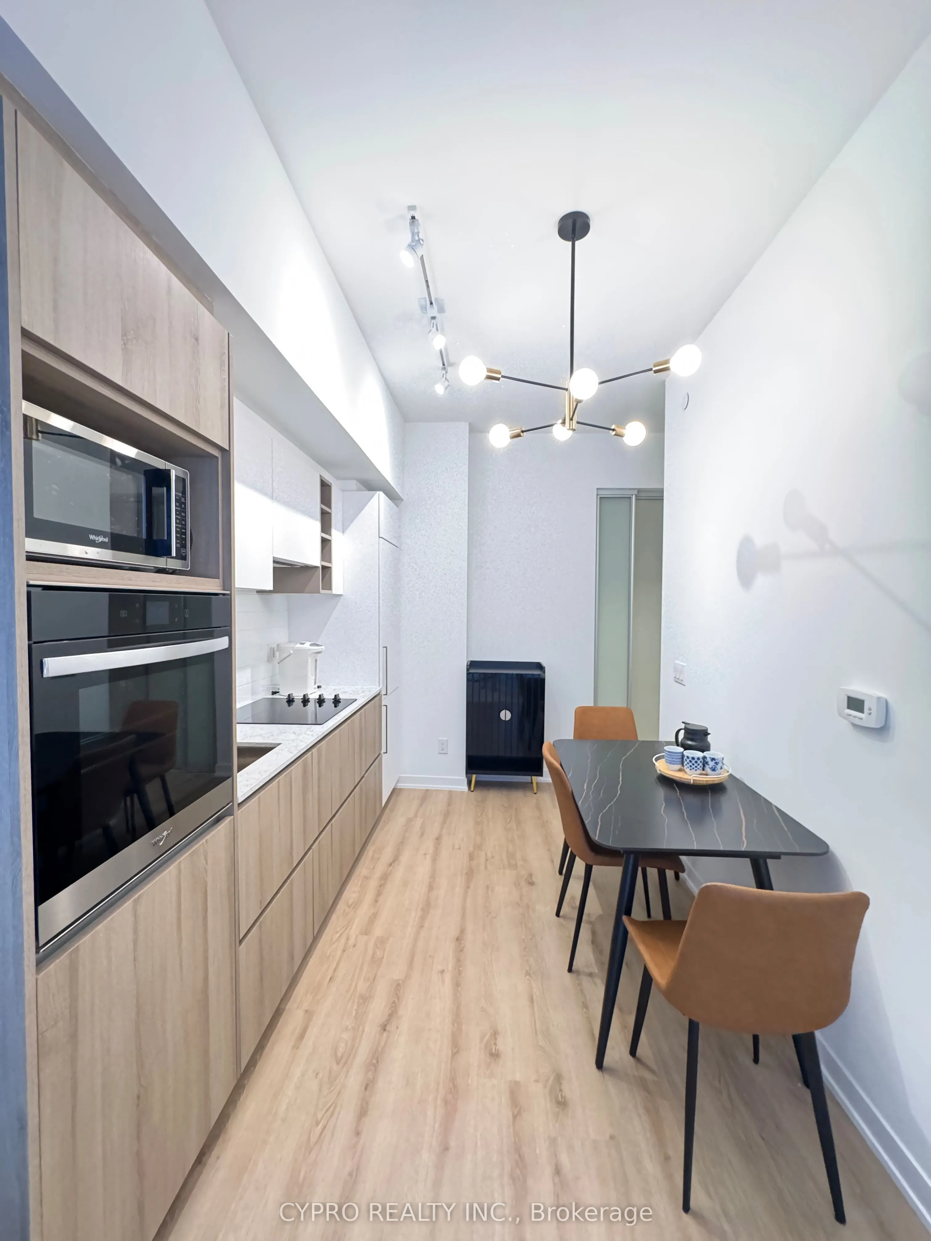319 Jarvis Street, #4517