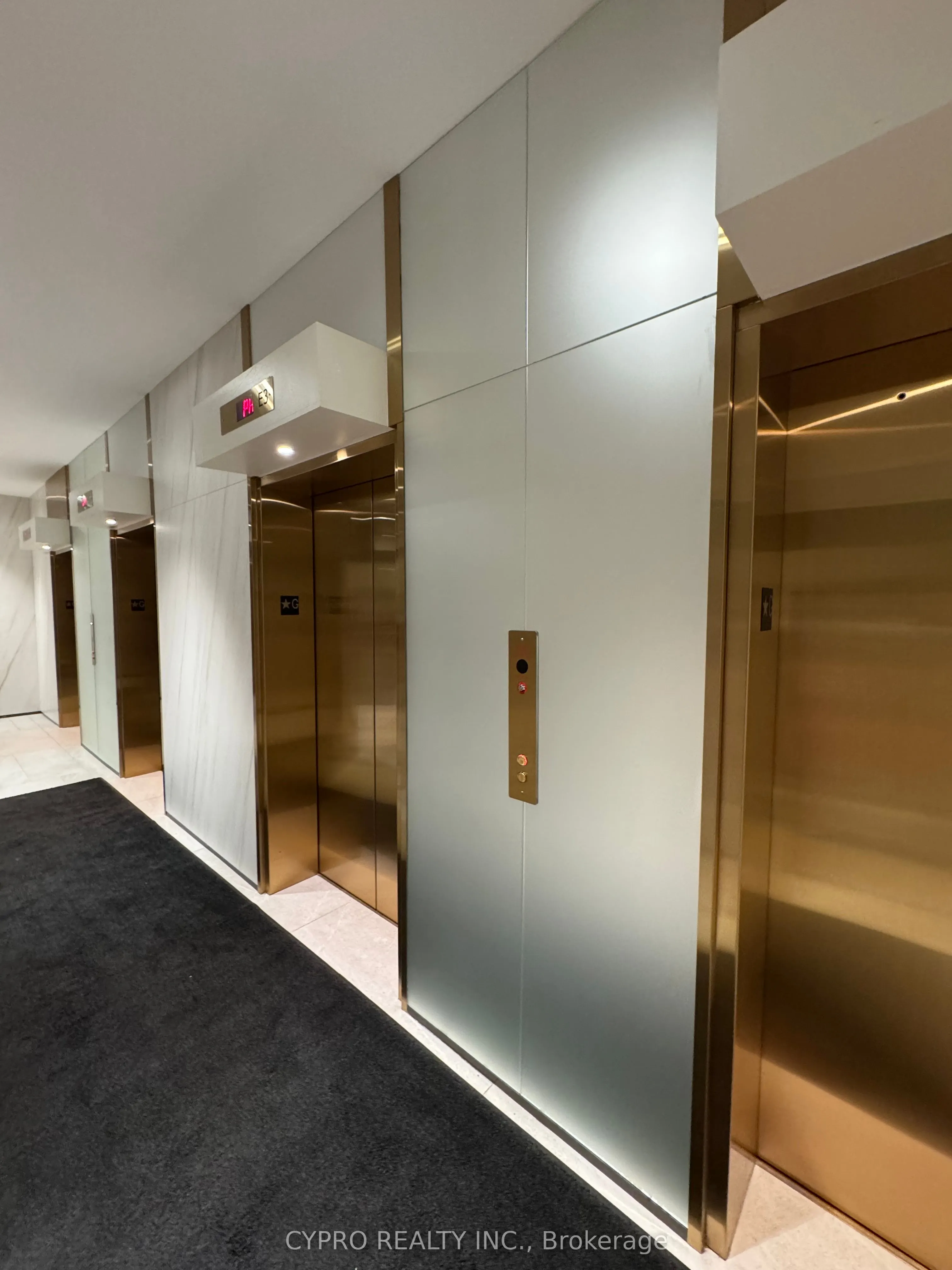 319 Jarvis Street, #4517