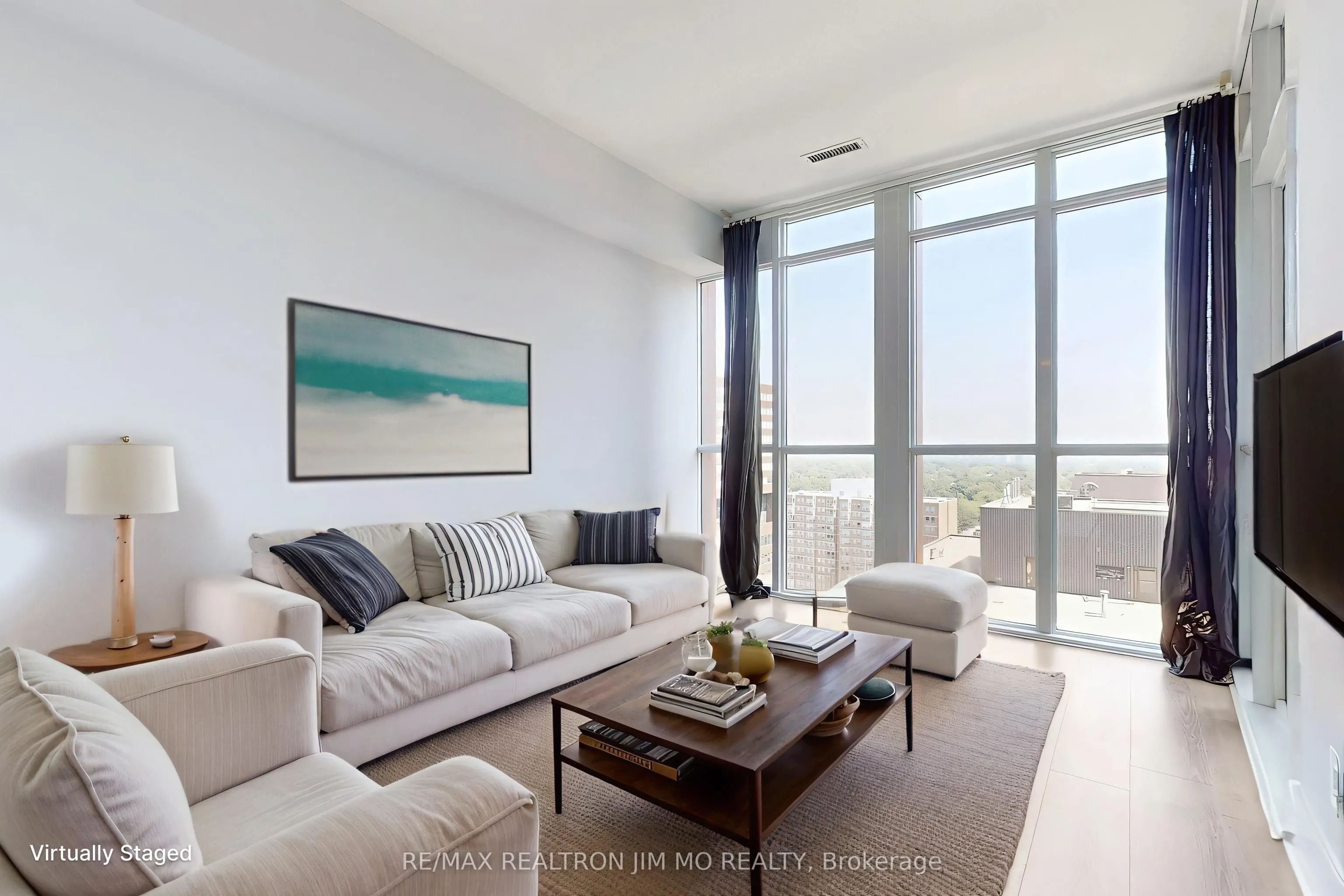 32 Davenport Road, #1706
