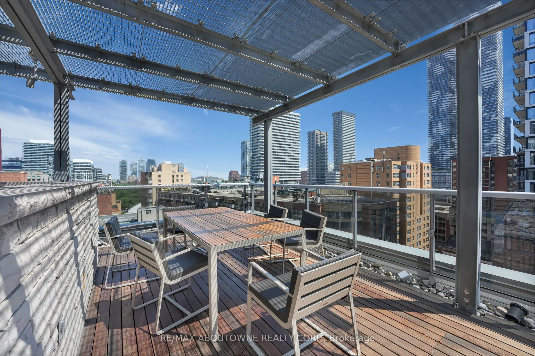 55 Front Street E, #904