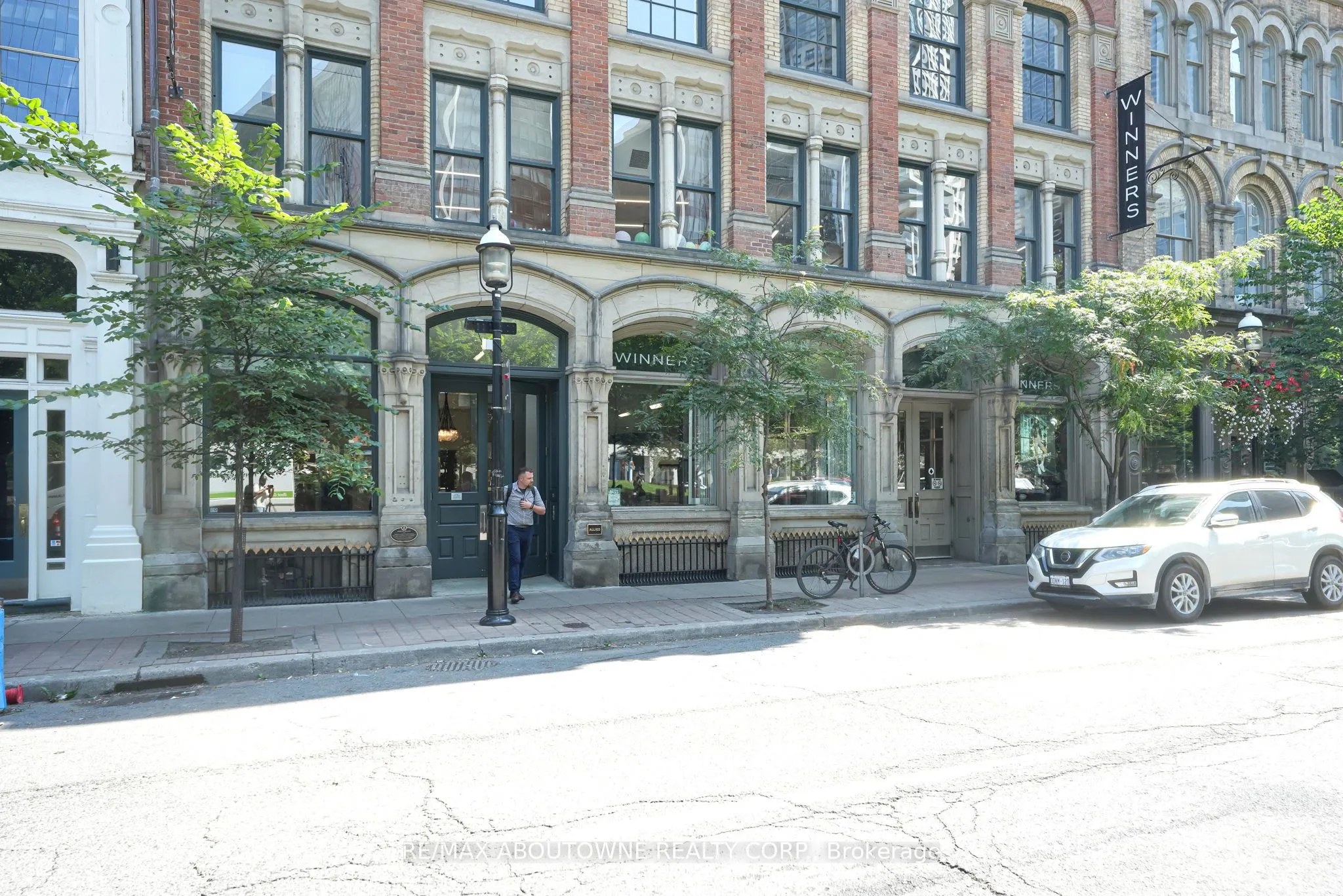 55 Front Street E, #904