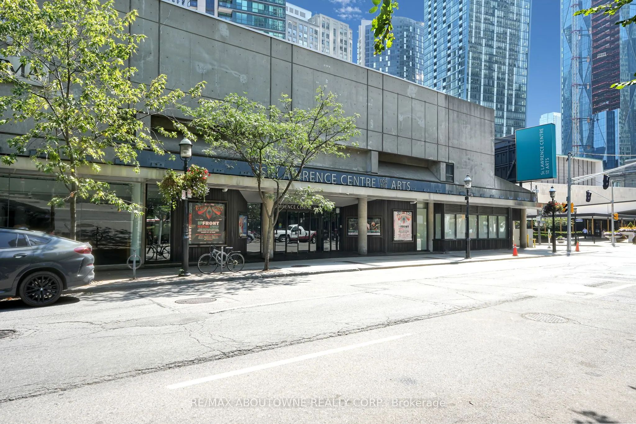 55 Front Street E, #904