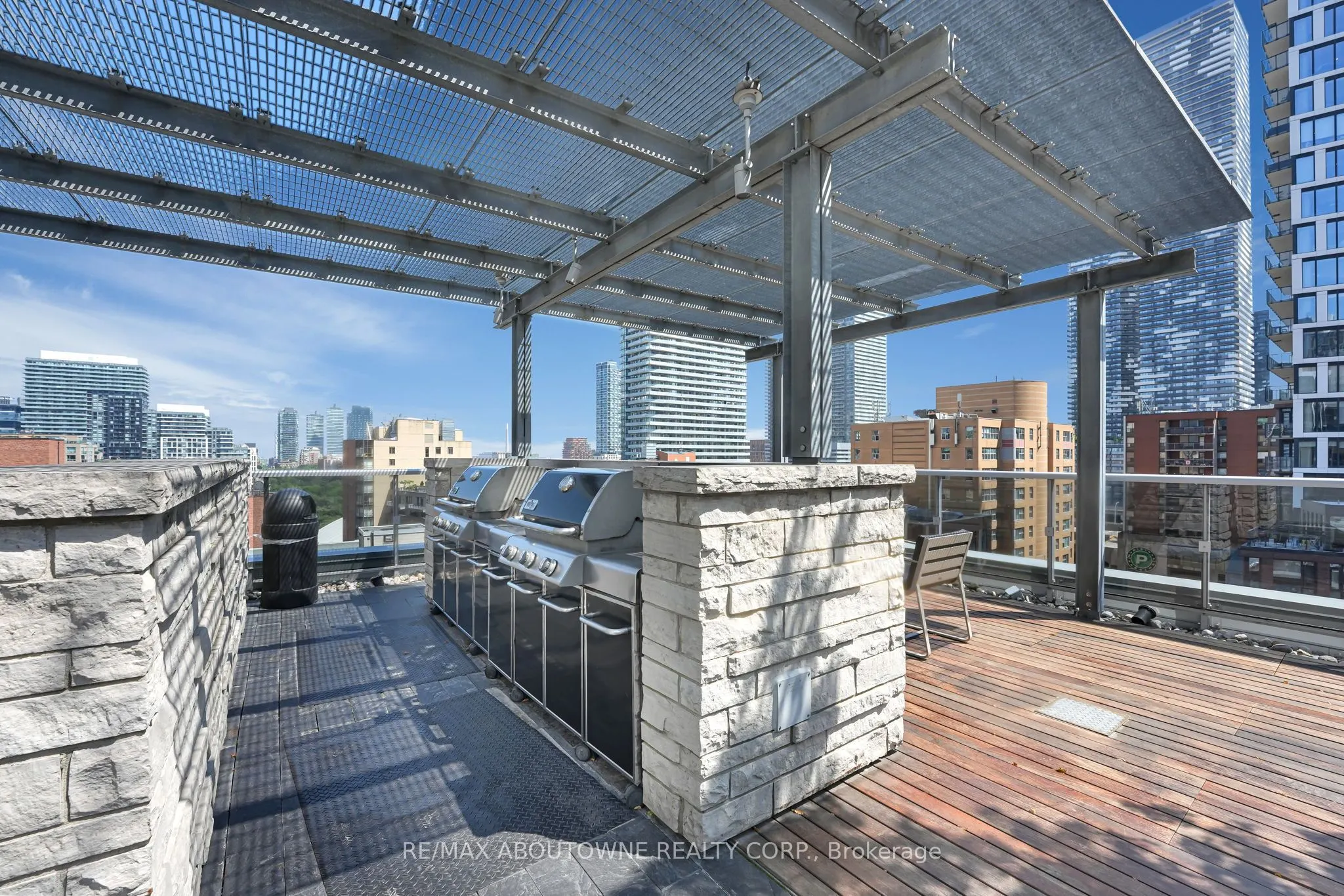55 Front Street E, #904