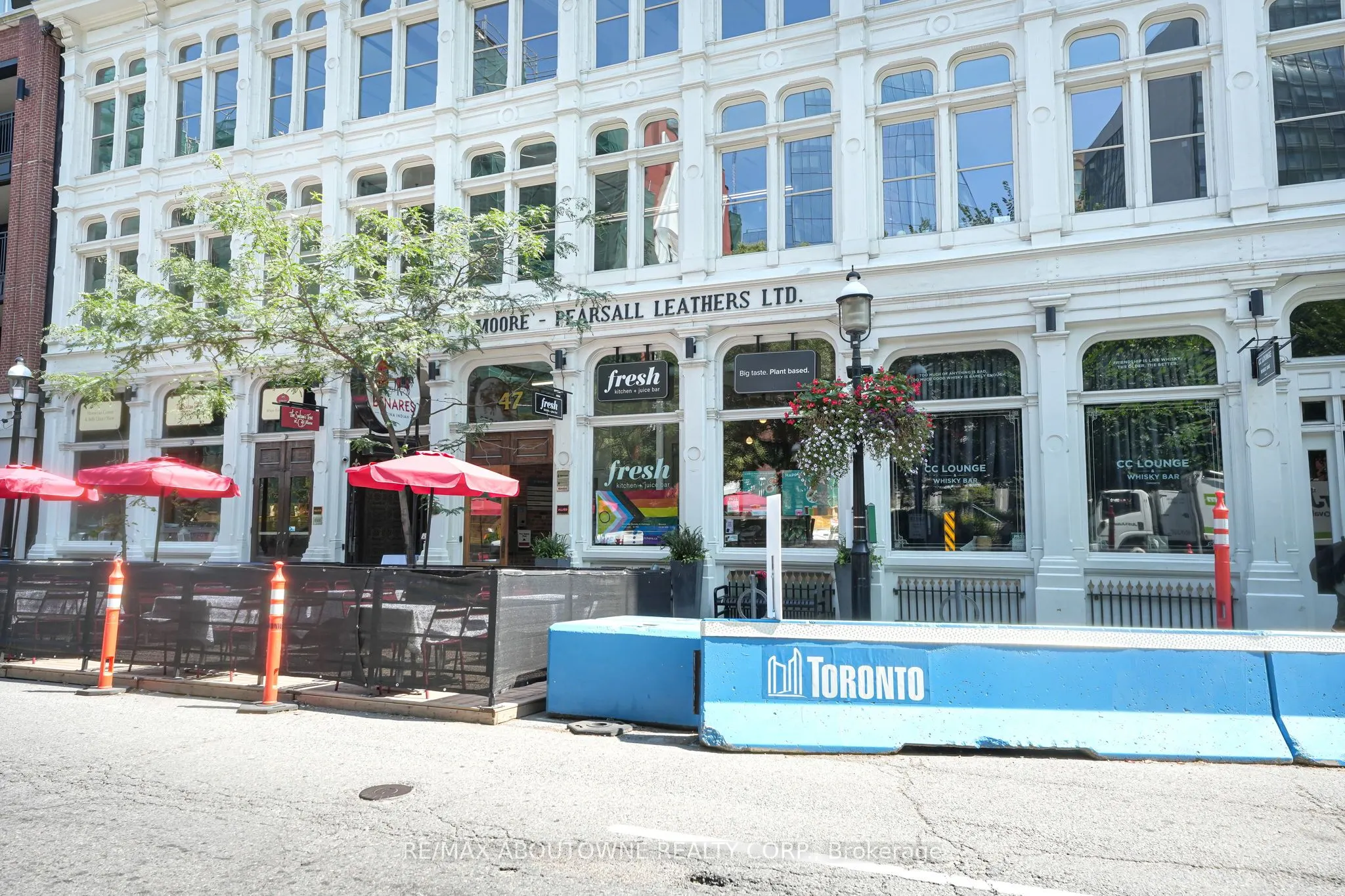 55 Front Street E, #904