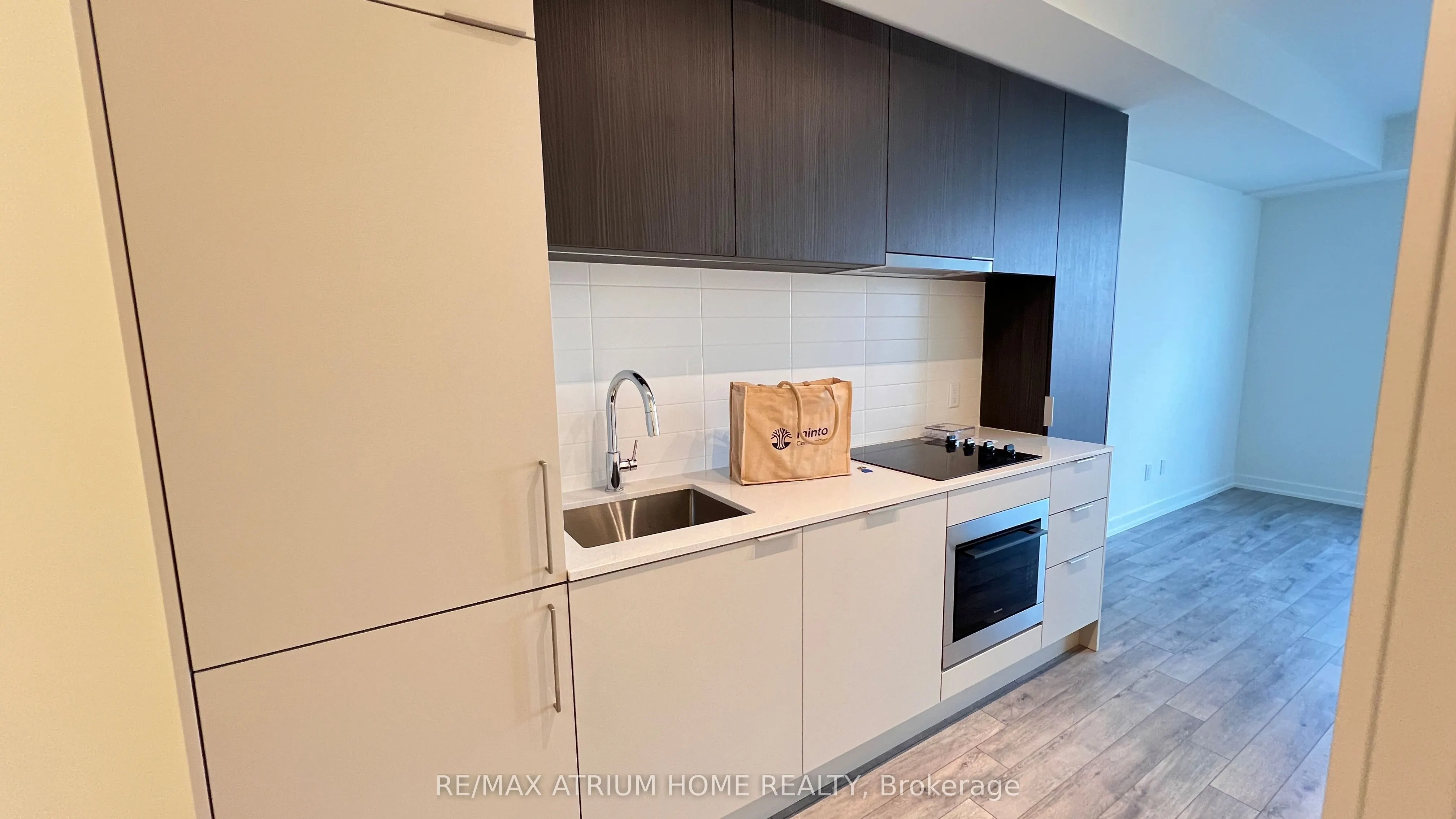 89 Church Street, #4705
