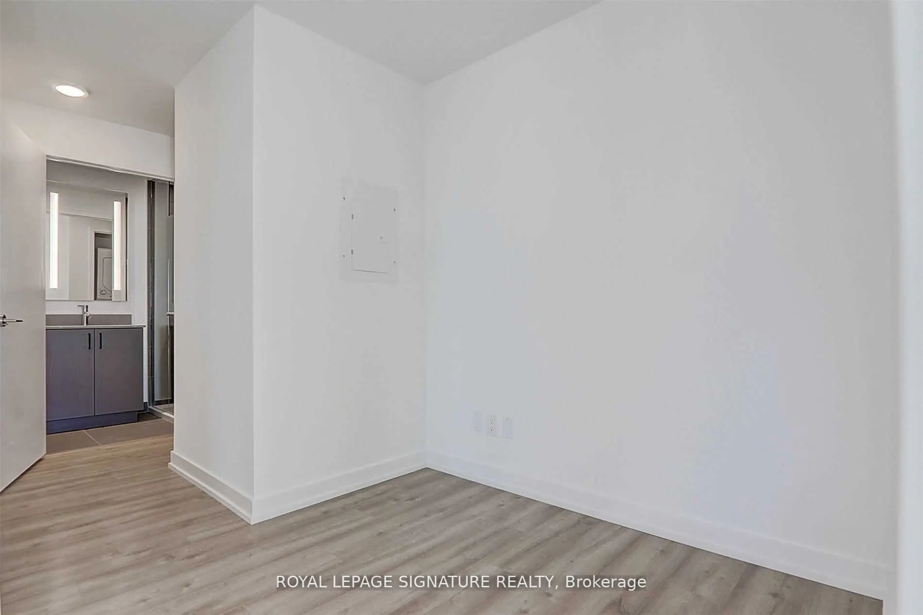 135 East Liberty Street, #1005