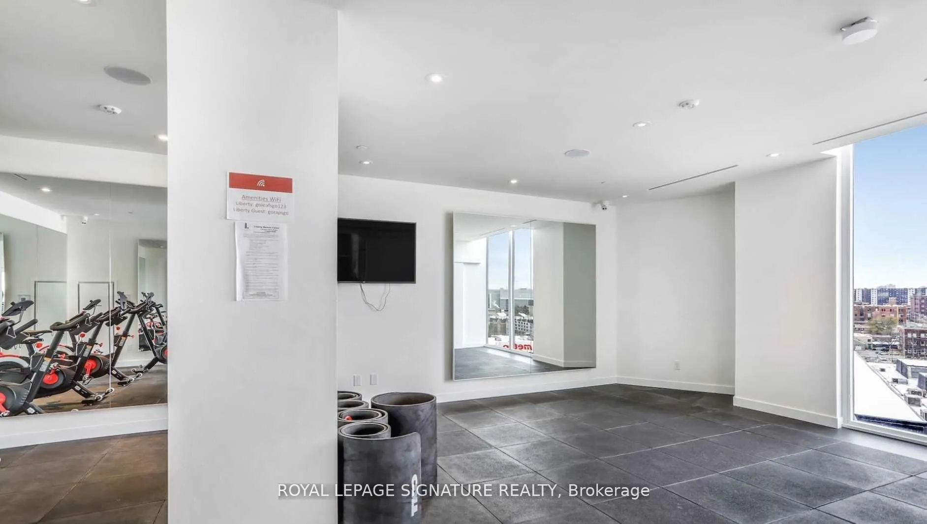 135 East Liberty Street, #1005
