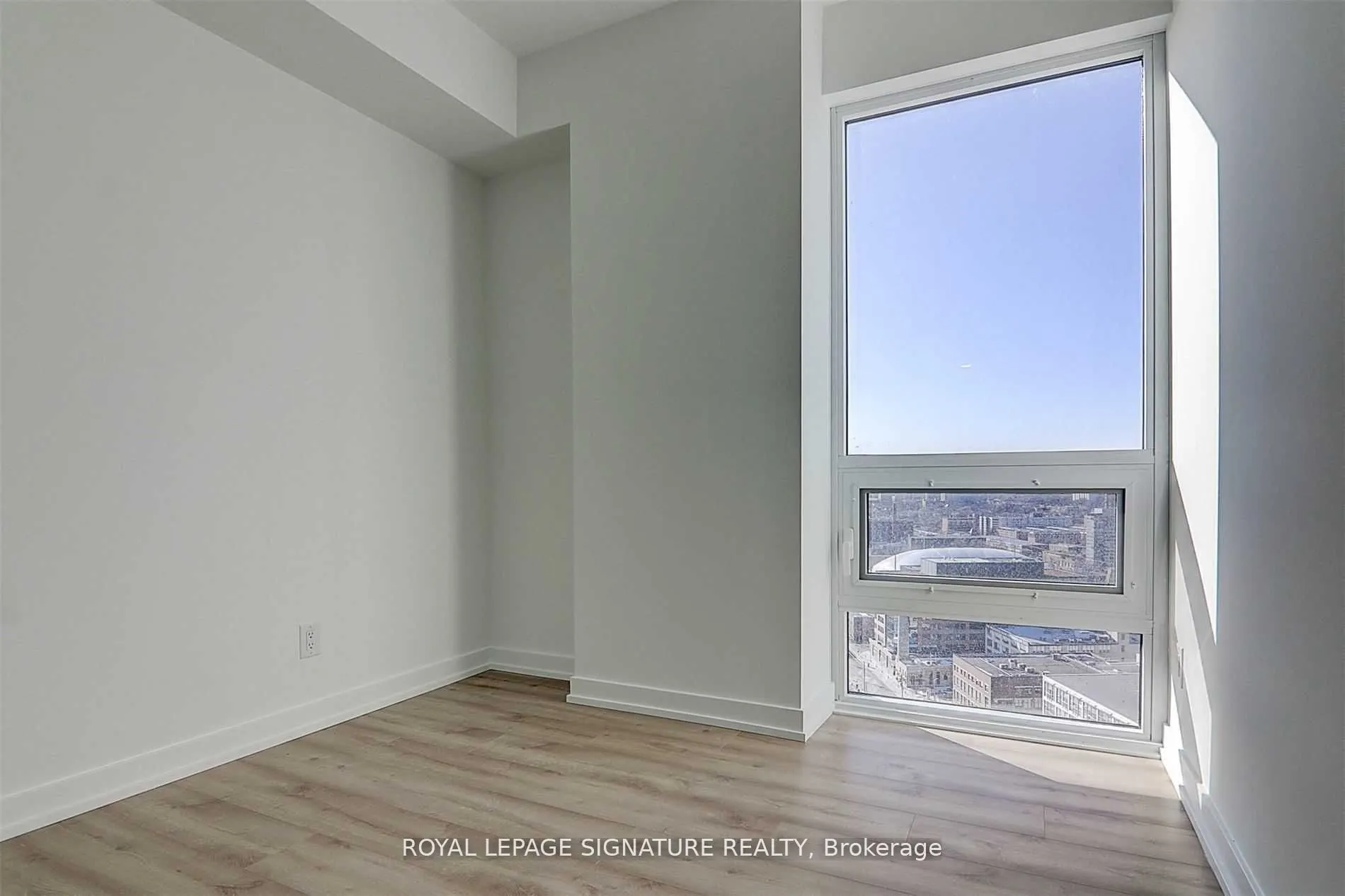 135 East Liberty Street, #1005