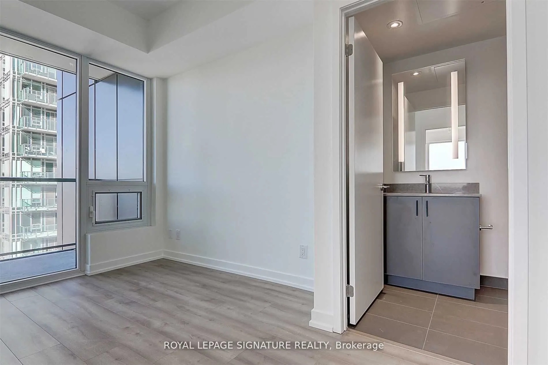 135 East Liberty Street, #1005