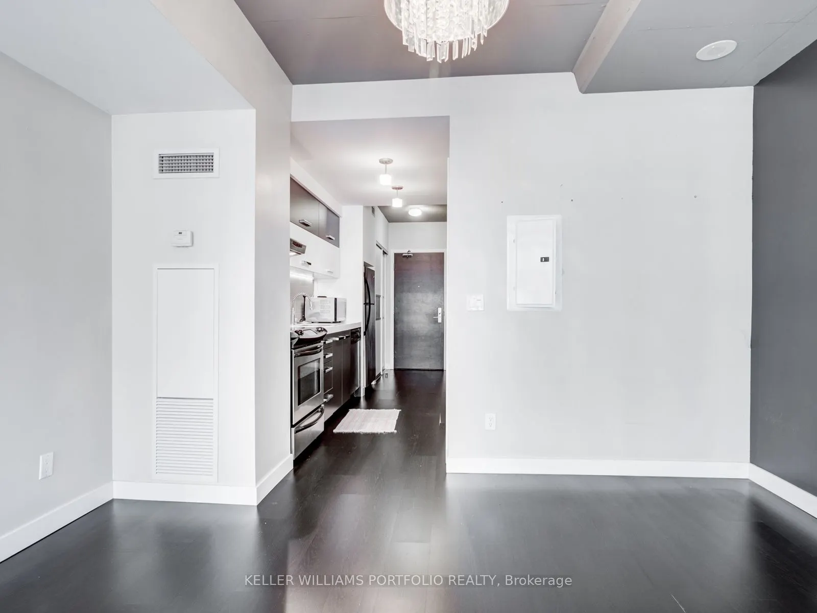 55 Stewart Street, #418