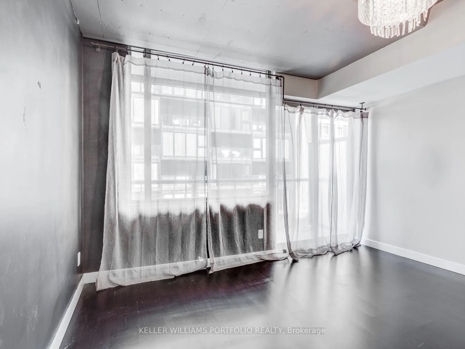 55 Stewart Street, #418
